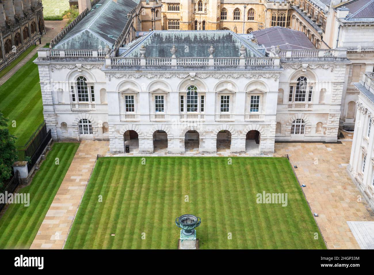 Die alten Schulen und das Senatshaus, Cambridge, England, vom Turm der Great St Mary's Church aus gesehen. Stockfoto