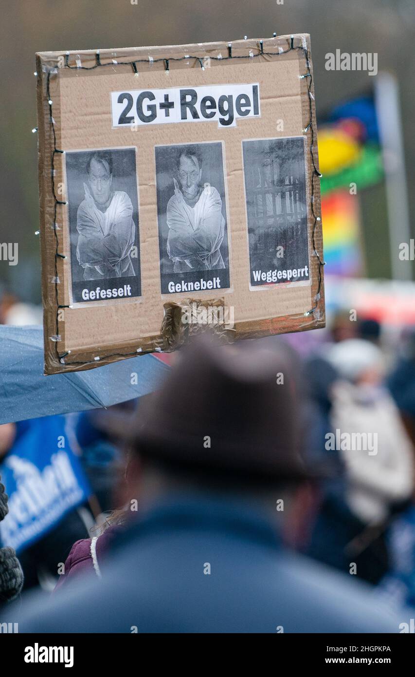 In zwangsjacke eingeschlossen -Fotos und -Bildmaterial in hoher Auflösung –  Alamy