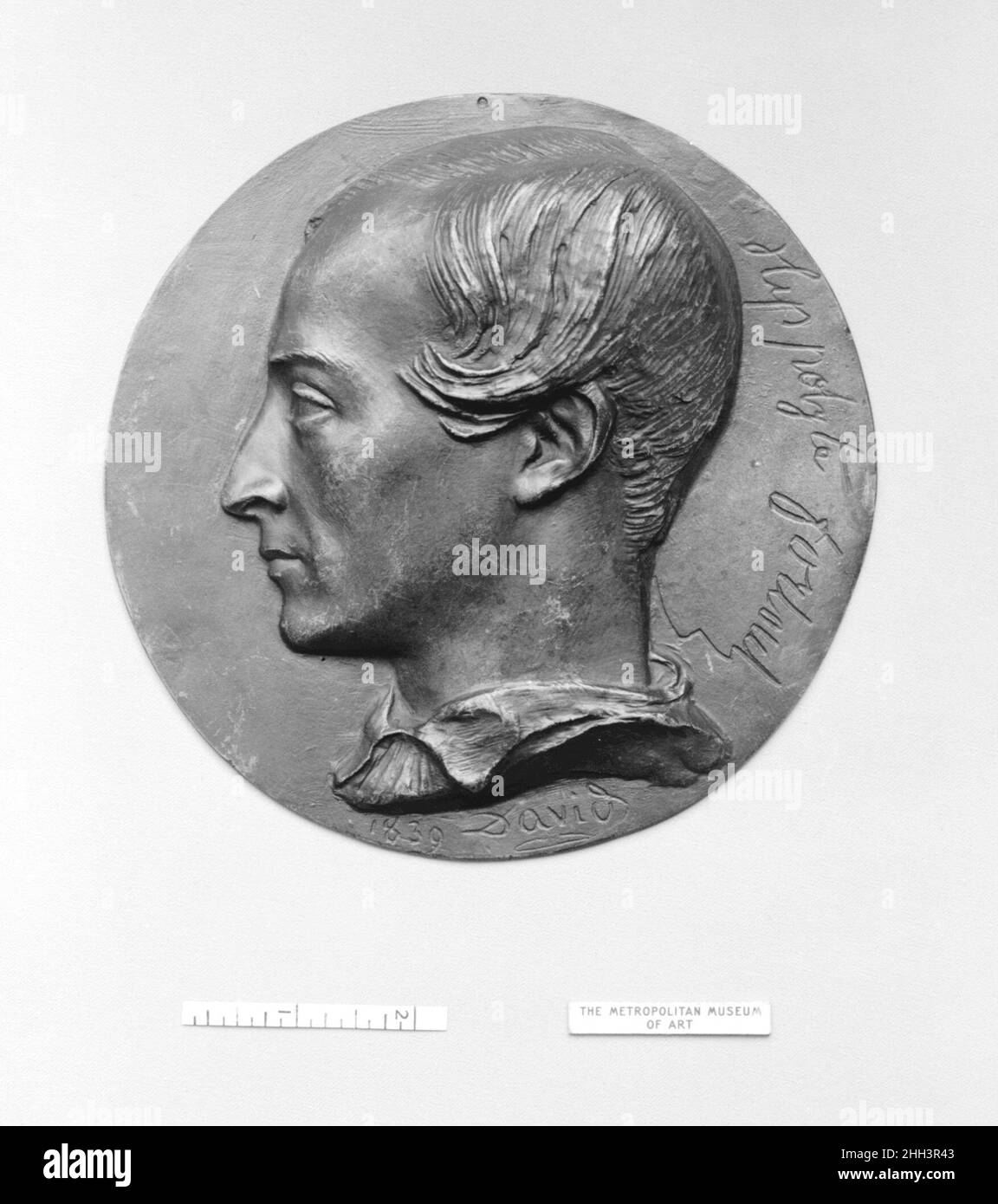 Hippolyte Fortoul (1811–1856), französischer Literat und Politiker 1839 Pierre Jean David d'Angers Französisch Pierre-Jean David d'Angers war der produktivste und einer der wichtigsten französischen Bildhauer der ersten Hälfte des 19. Jahrhunderts. Während seiner fast fünfzigjährigen Karriere (1819–1856) blieb David seiner Überzeugung treu, dass skulpturale Denkmäler, die den Leistungen großer Männer und Frauen gewidmet sind, die Größe eines Volkes am dauerhaftesten und lebhaftesten zum Ausdruck bringen. Er suchte ständig Aufträge für Denkmäler, die historische und zeitgenössische Figuren darstellen, die er in der orde bewunderte Stockfoto