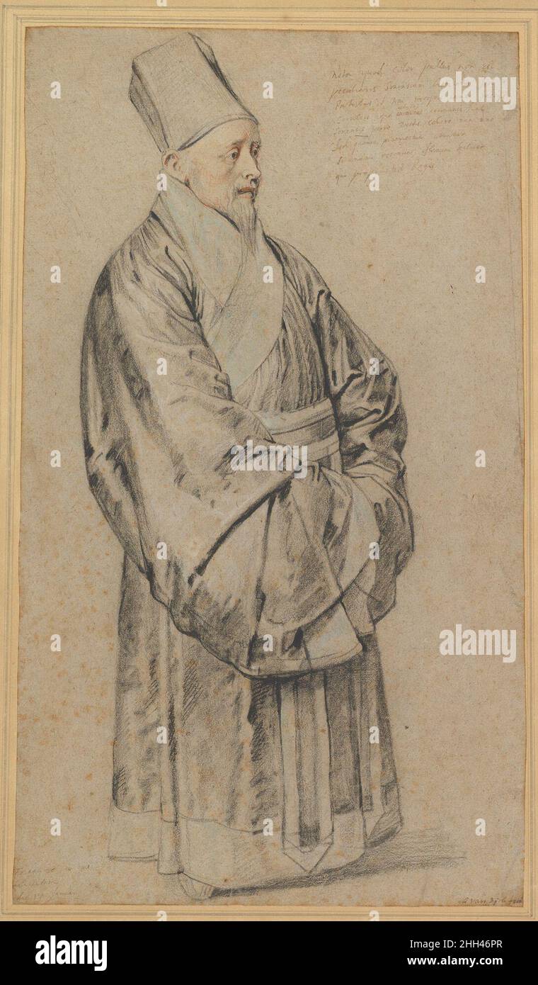 Porträt von Nicolas Trigault in chinesischem Kostüm 1617 Peter Paul Rubens Flämisch Diese großartige Kostümstudie ist auch ein berührendes Porträt von Nicolas Trigault, einem flämischen Jesuitenmissionar in China. Rubens, der enge Beziehungen zum Jesuitenkolleg von Antwerpen hatte, machte die Verlosung, als Trigault die Stadt besuchte, um Geld zu sammeln und neue Missionare zu rekrutieren. Das Kostüm kombiniert eine koreanische Mütze mit dem Gewand eines chinesischen Gelehrten und vermittelt so den Wunsch der Jesuit, sich in die chinesische Kultur einzugliedern und gleichzeitig eine gewisse Distanz zu ihr zu bewahren. Rubens hat den Schnitt wunderschön eingefangen, Stockfoto