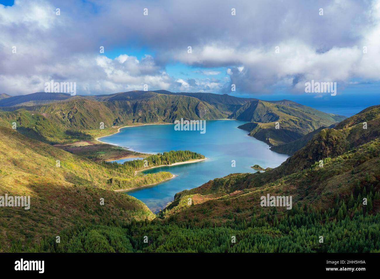 Krater-See Lagoa do Fogo auf der Insel Sao Miguel, Azoren, Portugal Stockfoto