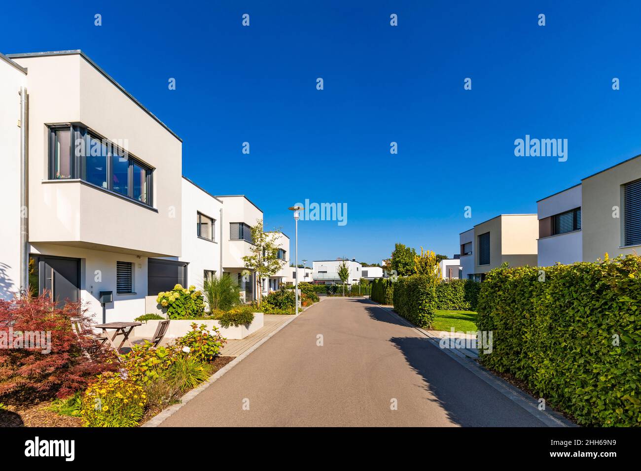 Deutschland, Bayern, Neu-Ulm, Vorstadt Häuser in Neubaugebiet Stockfoto