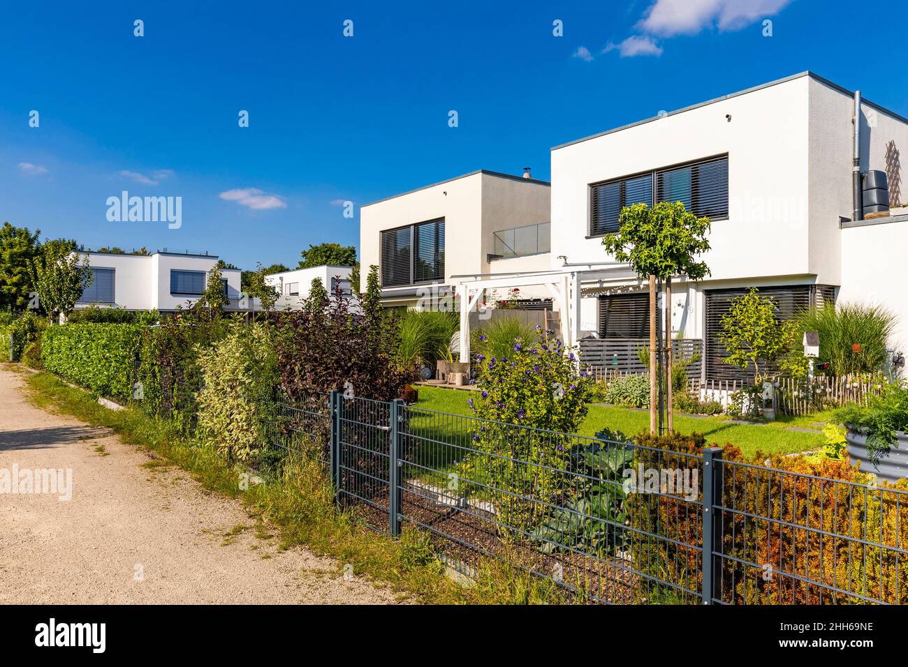 Deutschland, Bayern, Neu-Ulm, Vorstadt Häuser in Neubaugebiet Stockfoto