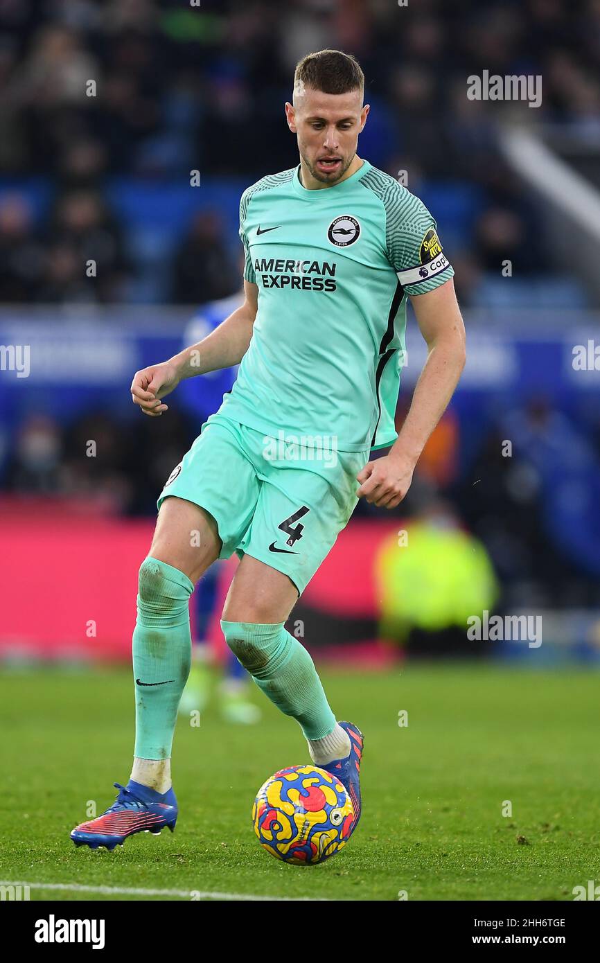 LEICESTER, GROSSBRITANNIEN. JAN 23rd Adam Webster von Brighton und Hove Albion während des Premier League-Spiels zwischen Leicester City und Brighton und Hove Albion am Sonntag, den 23rd. Januar 2022 im King Power Stadium, Leicester. (Kredit: Jon Hobley | MI News) Kredit: MI Nachrichten & Sport /Alamy Live News Stockfoto