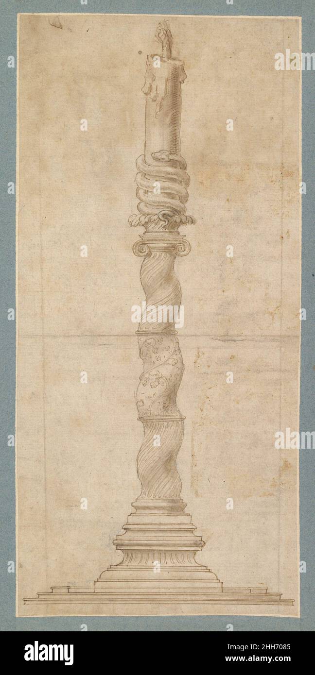 Design für einen Kerzenständer ca. 1530–46 Giulio Romano der Italiener Giulio Romano begann seine künstlerische Laufbahn in der Werkstatt von Raphael in Rom, wo er lernte, Entwürfe im Stil seines Meisters zu realisieren. Nach dem Tod Raphaels verließ er Rom, um selbst Hofkünstler der Gonzaga-Familie in Mantua zu werden. Über zwanzig Jahre lang leitete er ein Team von Künstlern, die Entwürfe für Architektur, (Fresko-)Gemälde, Wandteppiche, Möbel und Gold- und Silberschmiede lieferten, die seinen eigenen Einfallsreichtum und seine kreative Sensibilität zeigen. Von der Arbeit des Silber- und Goldschmieds überleben keine ausgefertigten Stücke, sondern variou Stockfoto