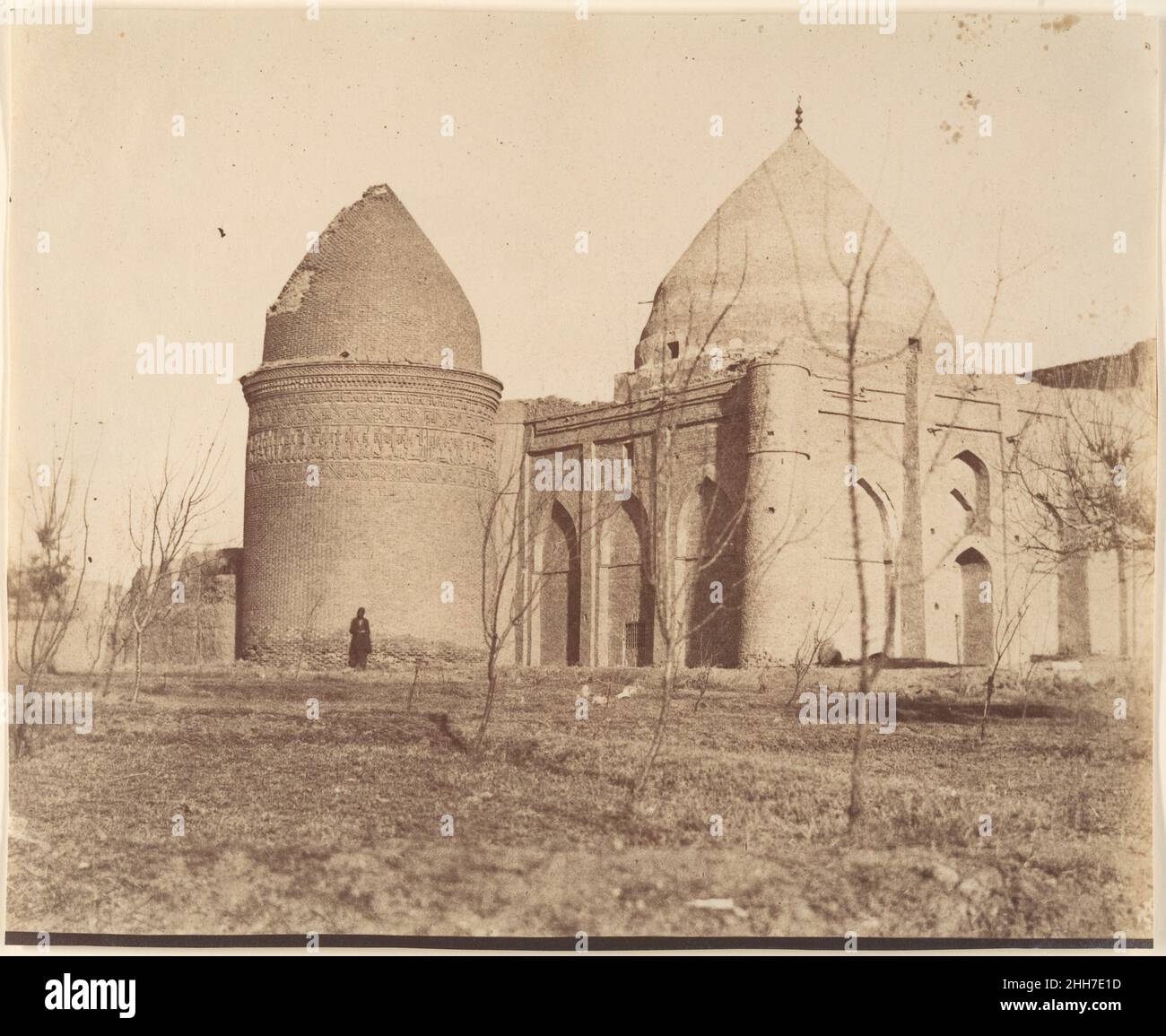 [Der Turm von 'Chihil Dukhtaran', Mausoleum von 40 Töchtern, 1056.] 1840s–60s möglicherweise von Luigi Pesce Italienisch. [Der Turm von 'Chihil Dukhtaran', Mausoleum von 40 Töchtern, 1056.]. Möglicherweise von Luigi Pesce (Italienisch, 1818–1891). 1840s–60s. Silberdruck mit Albumen. Fotos Stockfoto