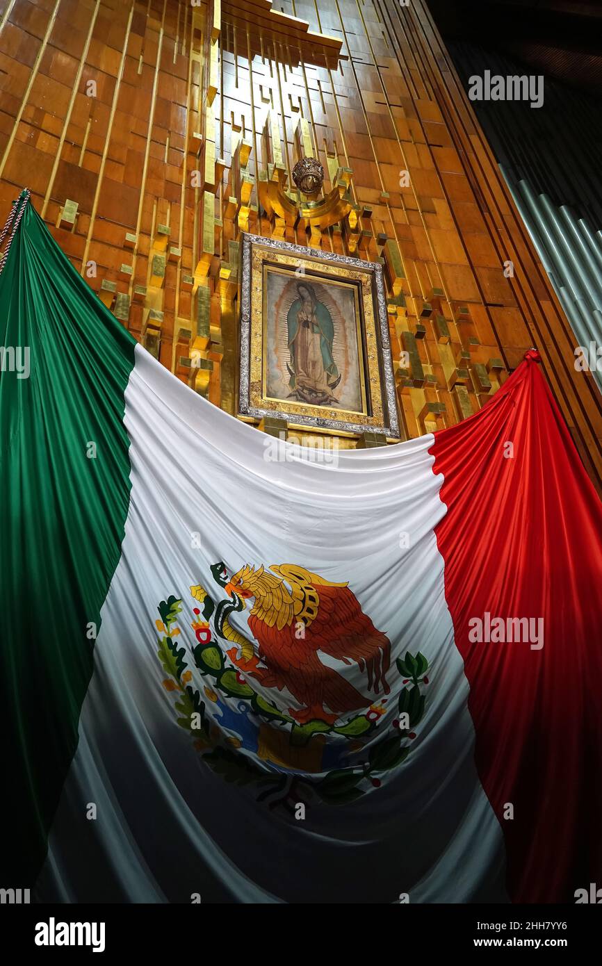 Unsere Lieben Frau von Guadalupe in der Neuen Basilika, Basilika unserer Lieben Frau von Guadalupe, Basílica de Nuestra Señora de Guadalupe, Mexiko-Stadt, Ciudad de México Stockfoto