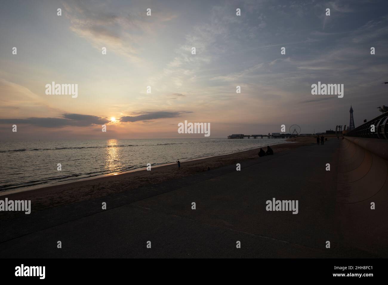 Blackpool Strand Sonnenuntergang Stockfoto