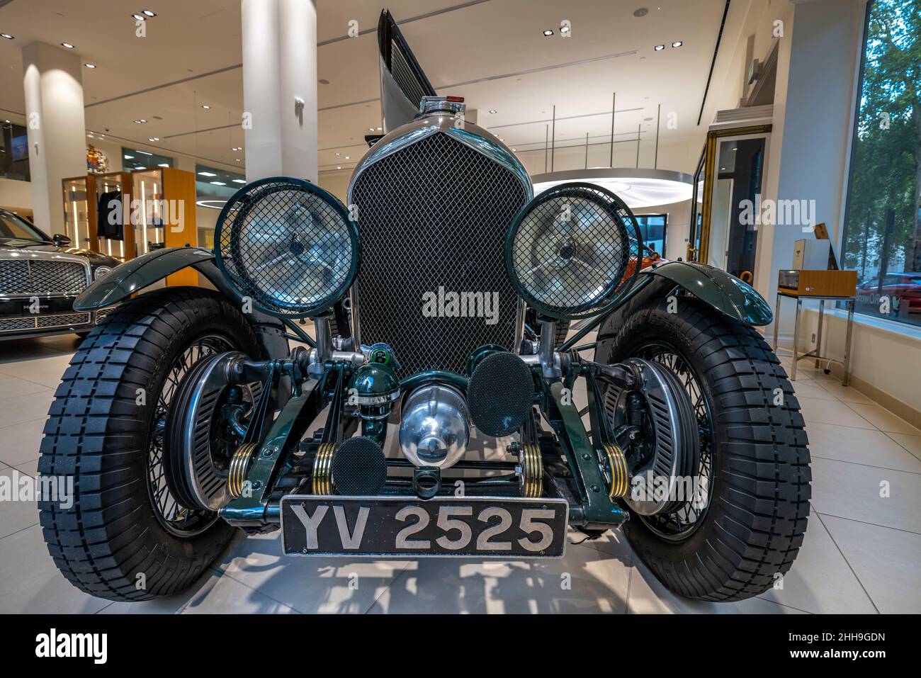 BENTLEY SPEED 6 (1928) JACK BARCLAY BERKELEY SQUARE MAYFAIR LONDON ENGLAND VEREINIGTES KÖNIGREICH Stockfoto