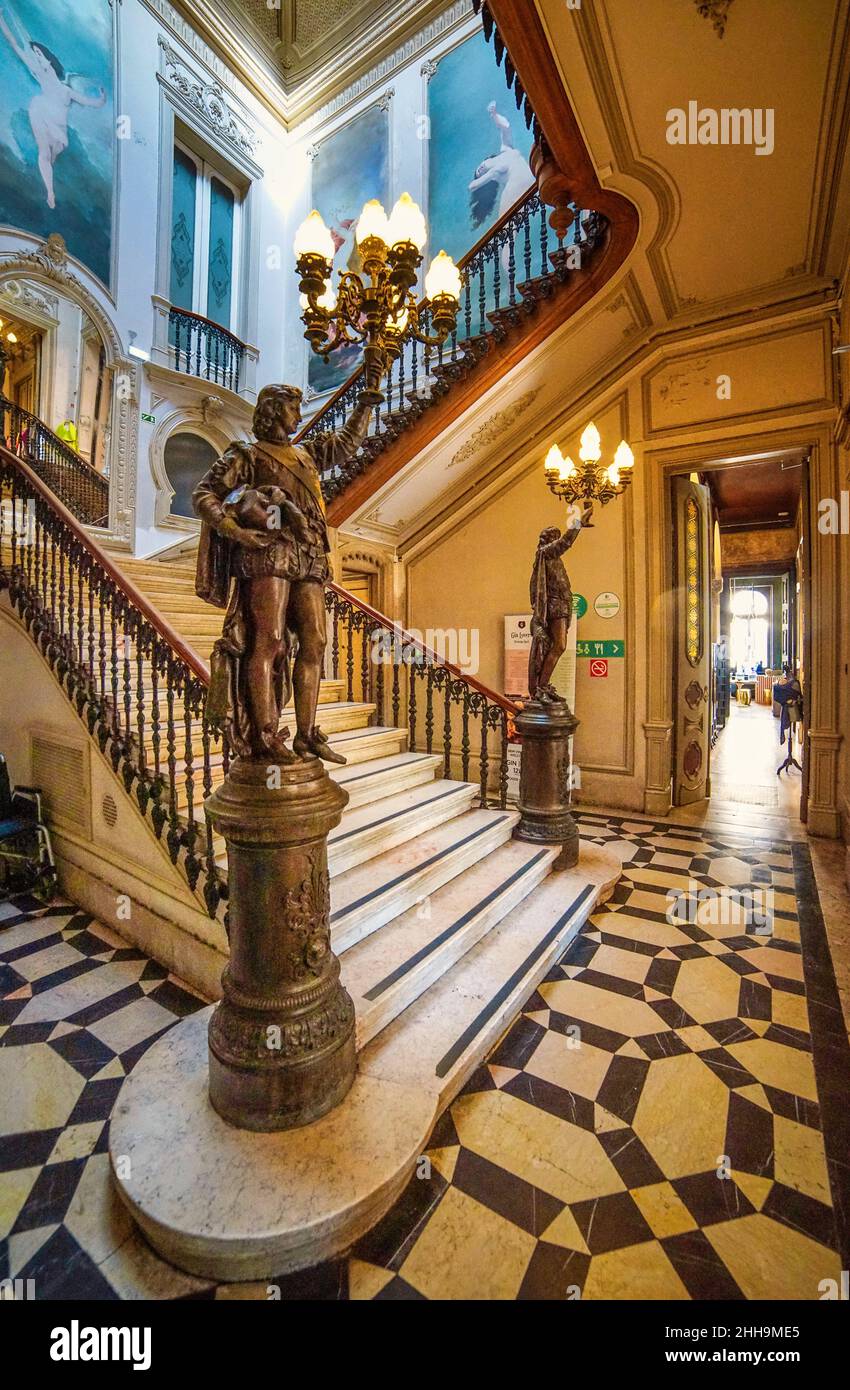 Boutique-Geschäft Emabixada in Lissabon, Portugal Stockfoto