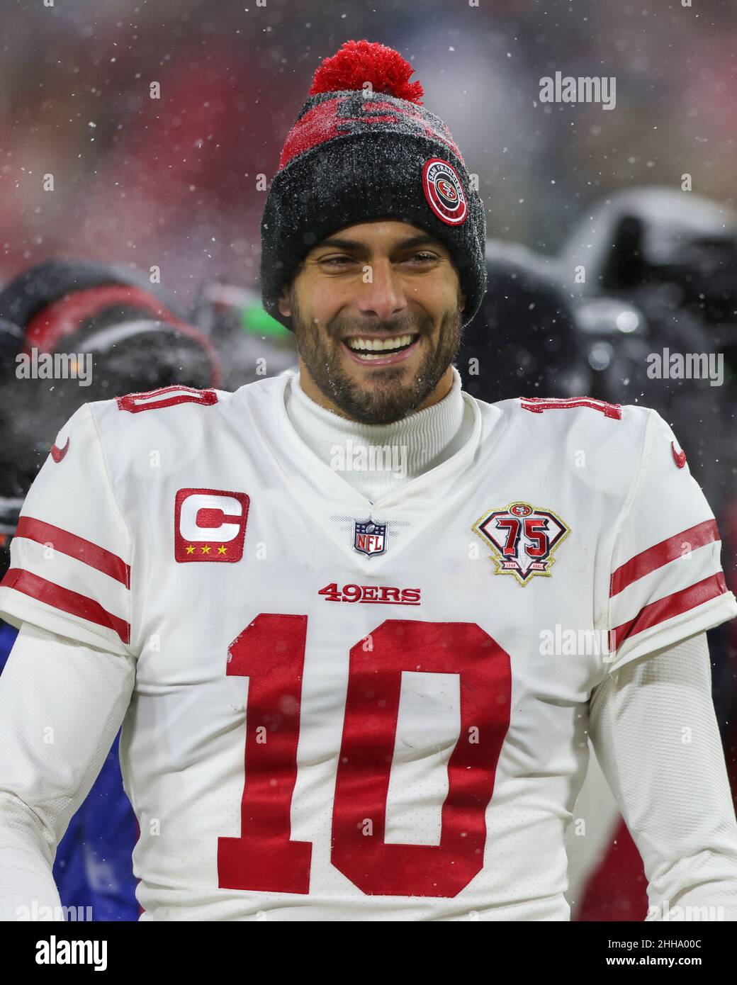 Green Bay, Wisconsin, USA. 22nd Januar 2022. Jimmy Garoppolo (10) aus dem 49ers. Quarterback von San Francisco während des Playoff-Fußballspiels der NFL-Division zwischen dem San Francisco 49ers und den Green Bay Packers im Lambeau Field in Green Bay, Wisconsin. Darren Lee/CSM/Alamy Live News Stockfoto