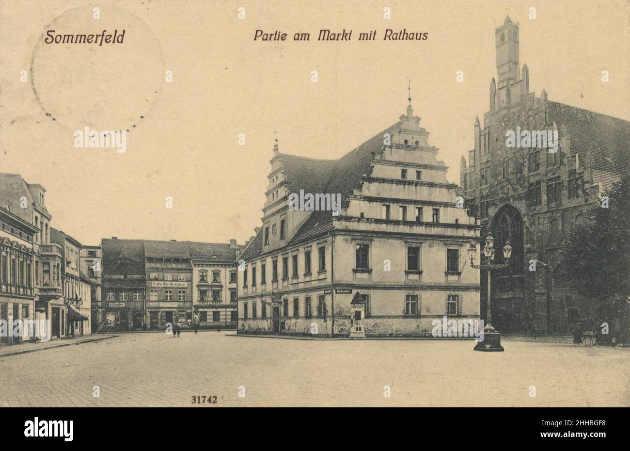 Sommerfeld (N.-L.), Ostbrandenburg - Marktplatz mit Rathaus Stockfoto