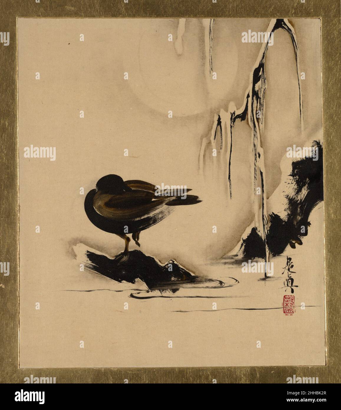 Lackbilder verschiedener Motive: Vogel und Weide im Schnee 1882 Shibata Zeshin Japanisch der starke Farbeffekt, den man in diesem Album sieht, wird durch den Einsatz von Lack als Malmedium erreicht. Das Malen mit Lack auf Papier war eine der Techniken, die Zeshin zu seinem eigenen Stil entwickelte. Trotz des schweren Materials ermöglichte Zeshin's gekonnte Pinselarbeit und seine technischen Erfindungen mit dem Material, verschiedene Texturen wie bei der Tintenmalerei zu schaffen. Darüber hinaus werden auch einige Lacktechniken, wie Perlmutt-Inlays und die Schaffung rauer Oberflächen, verwendet. Bis zur Mitte der Meiji p Stockfoto