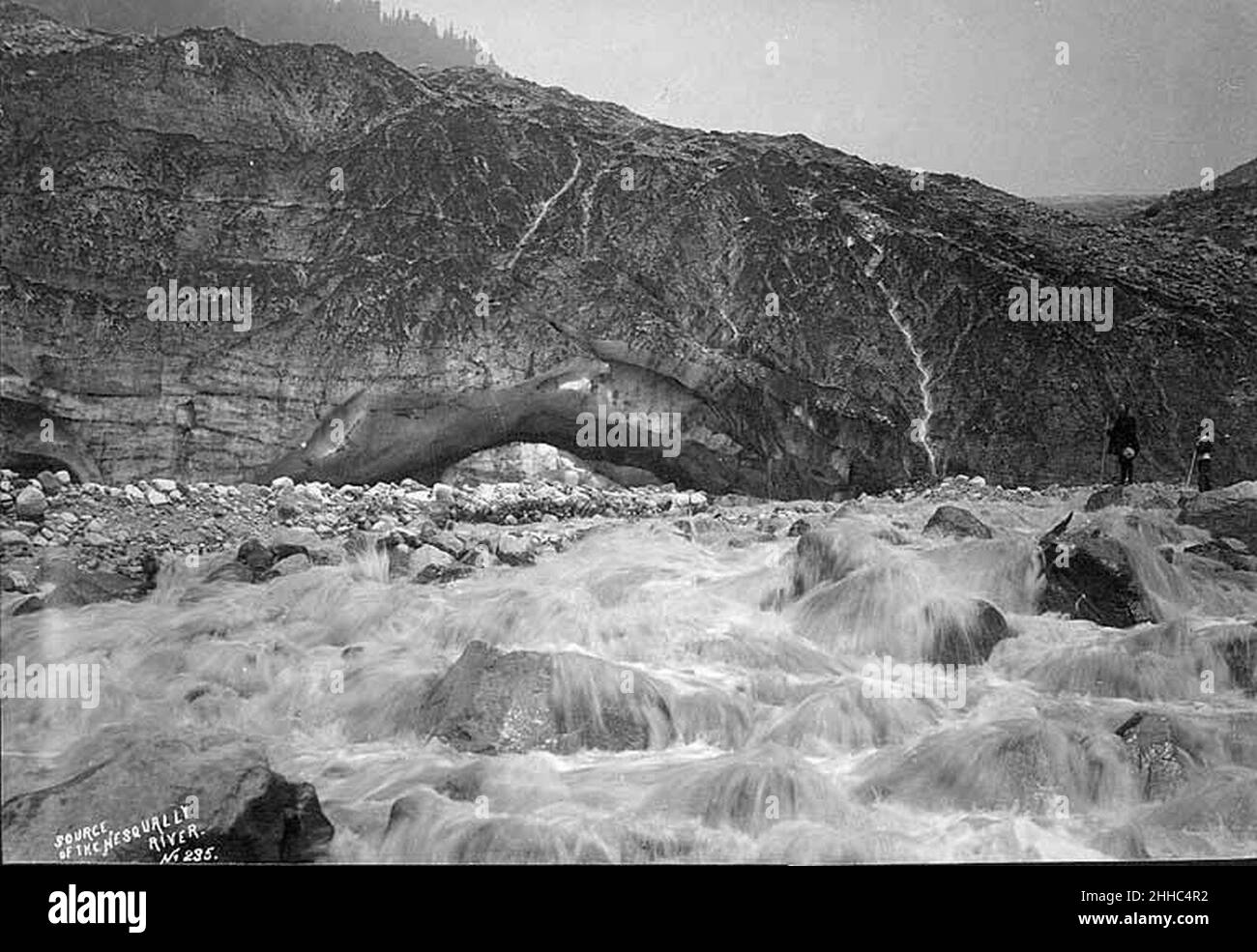 Quelle des Nisqually River am Nisqually Glacier am Südhang des Mount