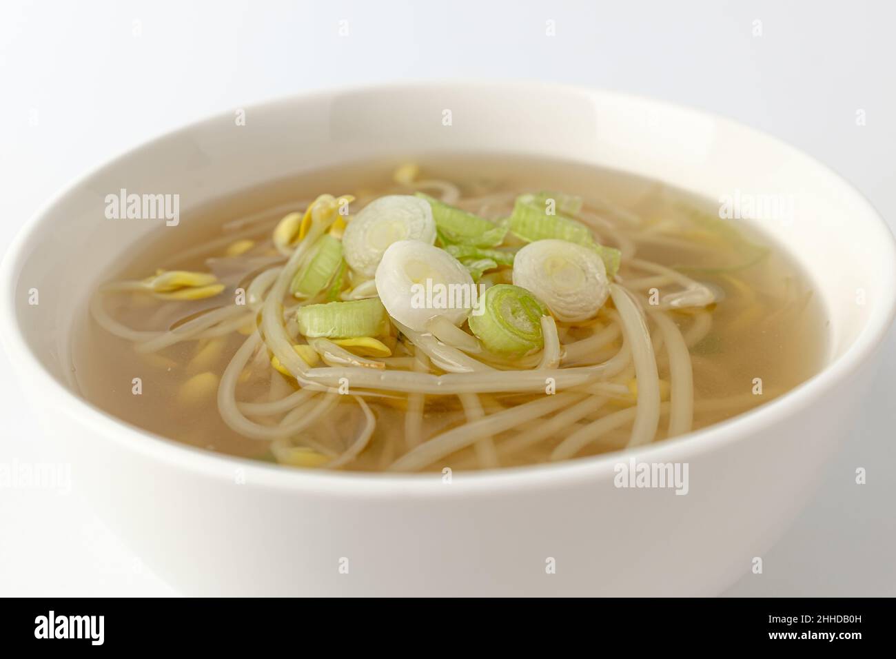 Bohnensprossensuppe Stockfotos und -bilder Kaufen - Alamy