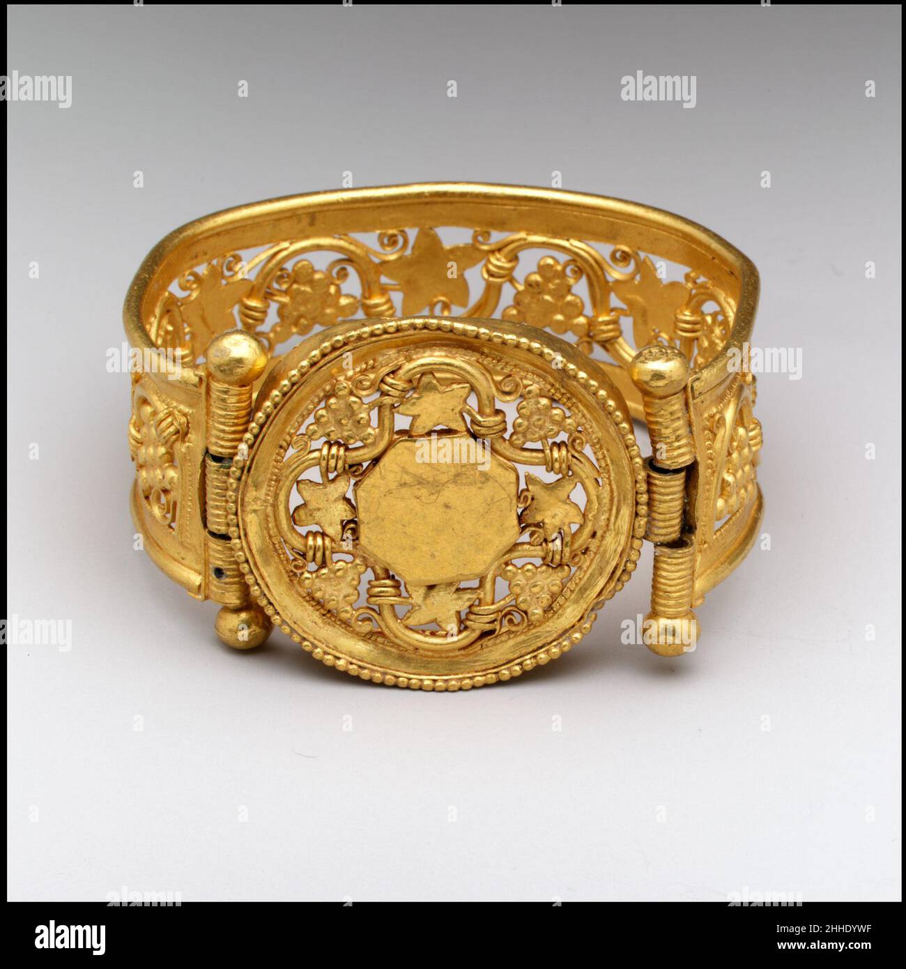 Dickes gold -Fotos und -Bildmaterial in hoher Auflösung – Alamy