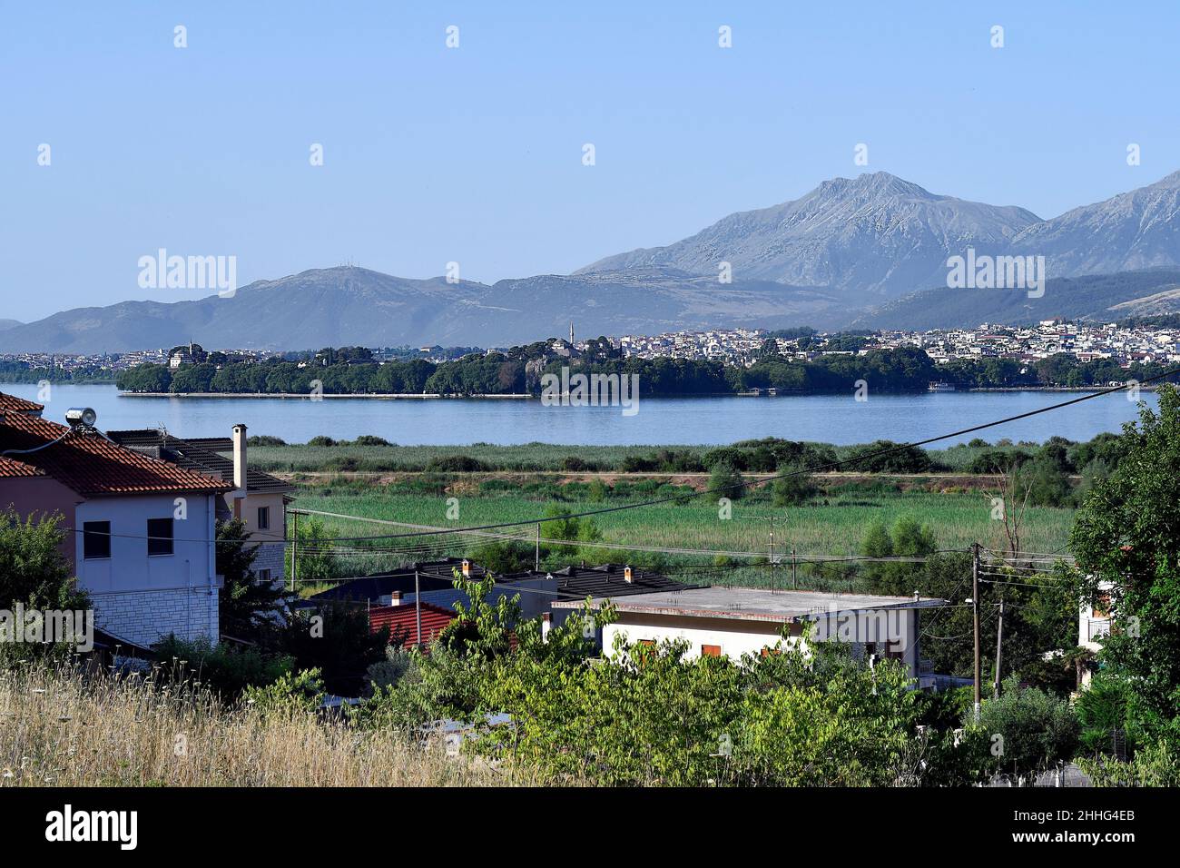 Griechenland, Stadt Ioannina die Hauptstadt von Epirus mit See Pamvotida aka See Ioannina Stockfoto