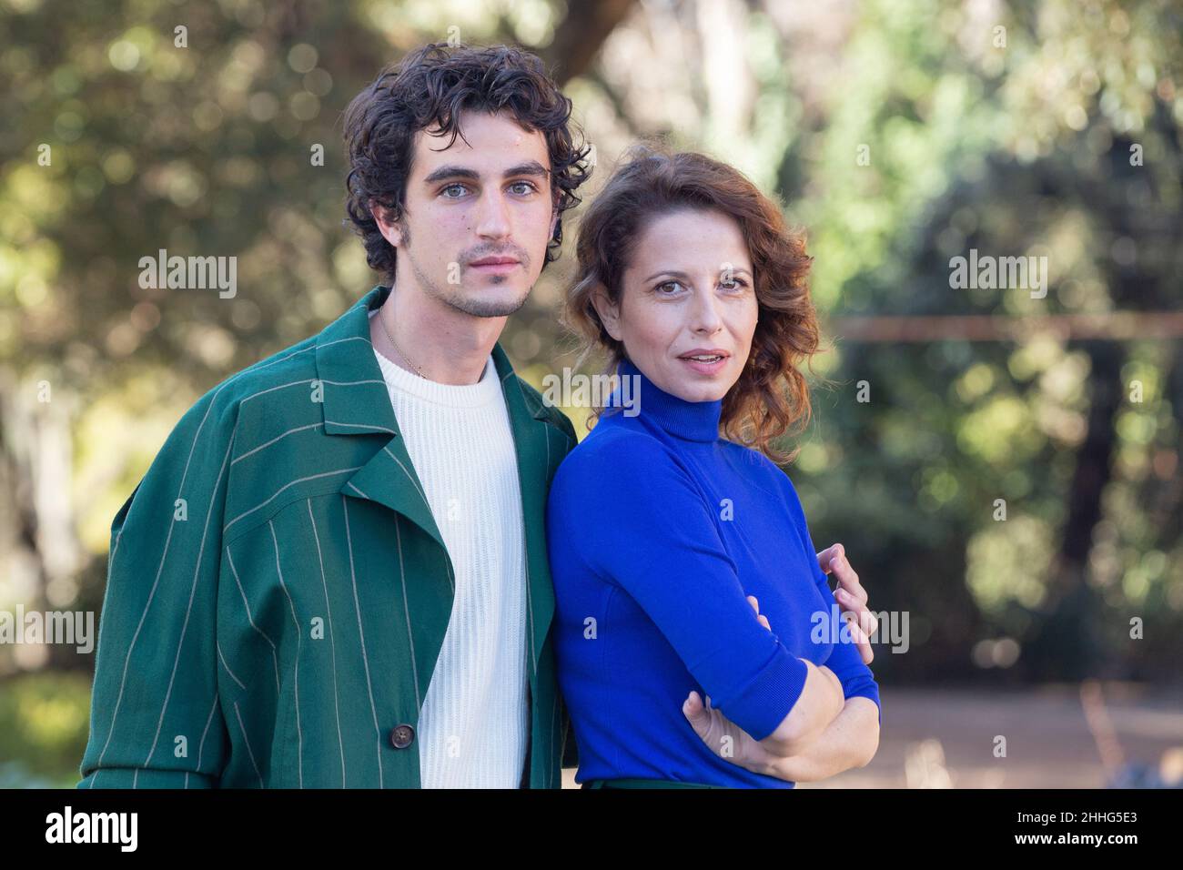 Anna Ammirati und Luigi Fedele nehmen an der Fotoaufnahme des Films „La notte più lunga dell'anno“ in der Casa del Cinema in Rom Teil (Foto von Matteo Nardone / Pacific Press) Stockfoto