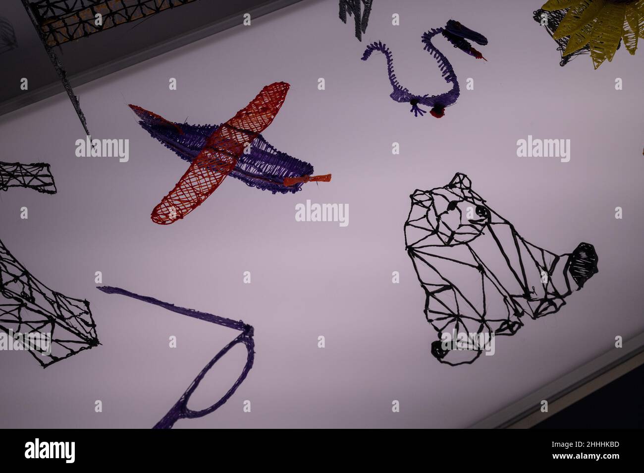 Künstlerische Werke mit einem Stift von 3D. Print3D Reiseroute Ausstellung über die zahlreichen Verwendungen von 3D Druck, einschließlich Gesundheit, Mode und Bau Stockfoto