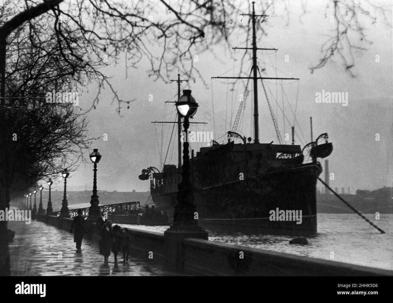 Eine sehr hohe Flut an der Themse, Blackfriars, London. 29th. Dezember 1931. Stockfoto