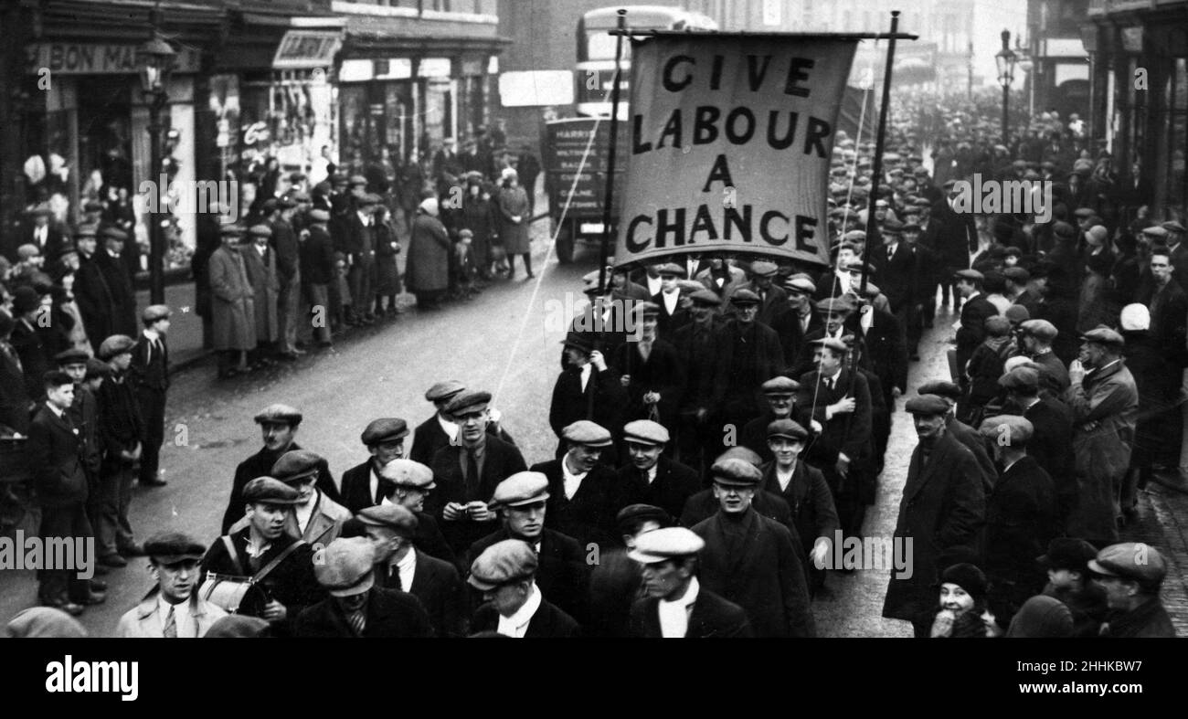 Nationale Arbeitslose Arbeiterbewegung Hungermarsch. Hier gesehen Erhebung Newcastle. Der NUWM-marsch sollte die Notlage der Arbeitslosen während der Wirtschaftskrise hervorheben. 1st. Februar 1934. Stockfoto