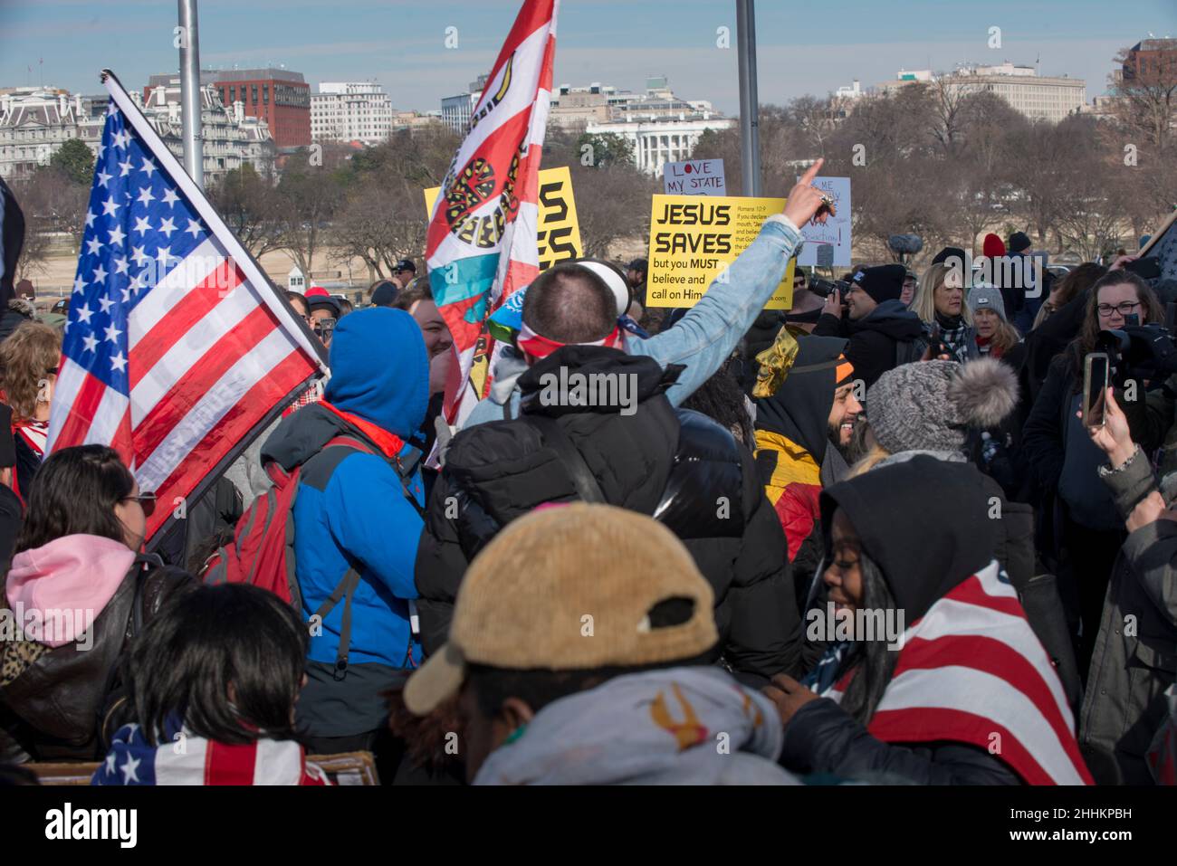 Demonstranten nehmen an der Niederlage der Mandate teil, die am 23. Januar 2022 in Washington, DC, gegen Maske und COVID-19-Impfmandate demonstrierten. USA. Stockfoto