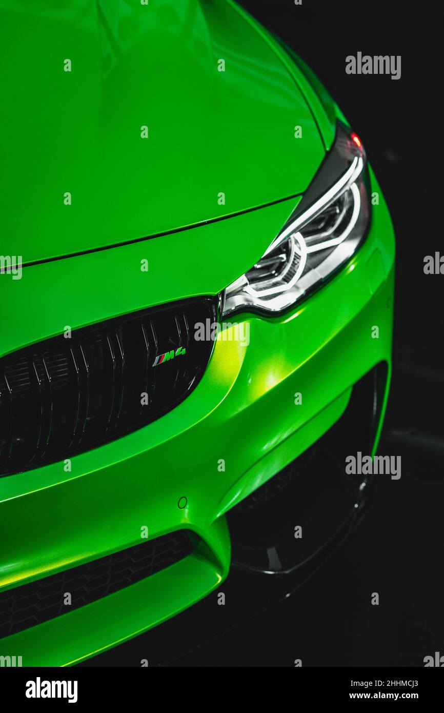 BMW M4 - GRÜN Stockfoto