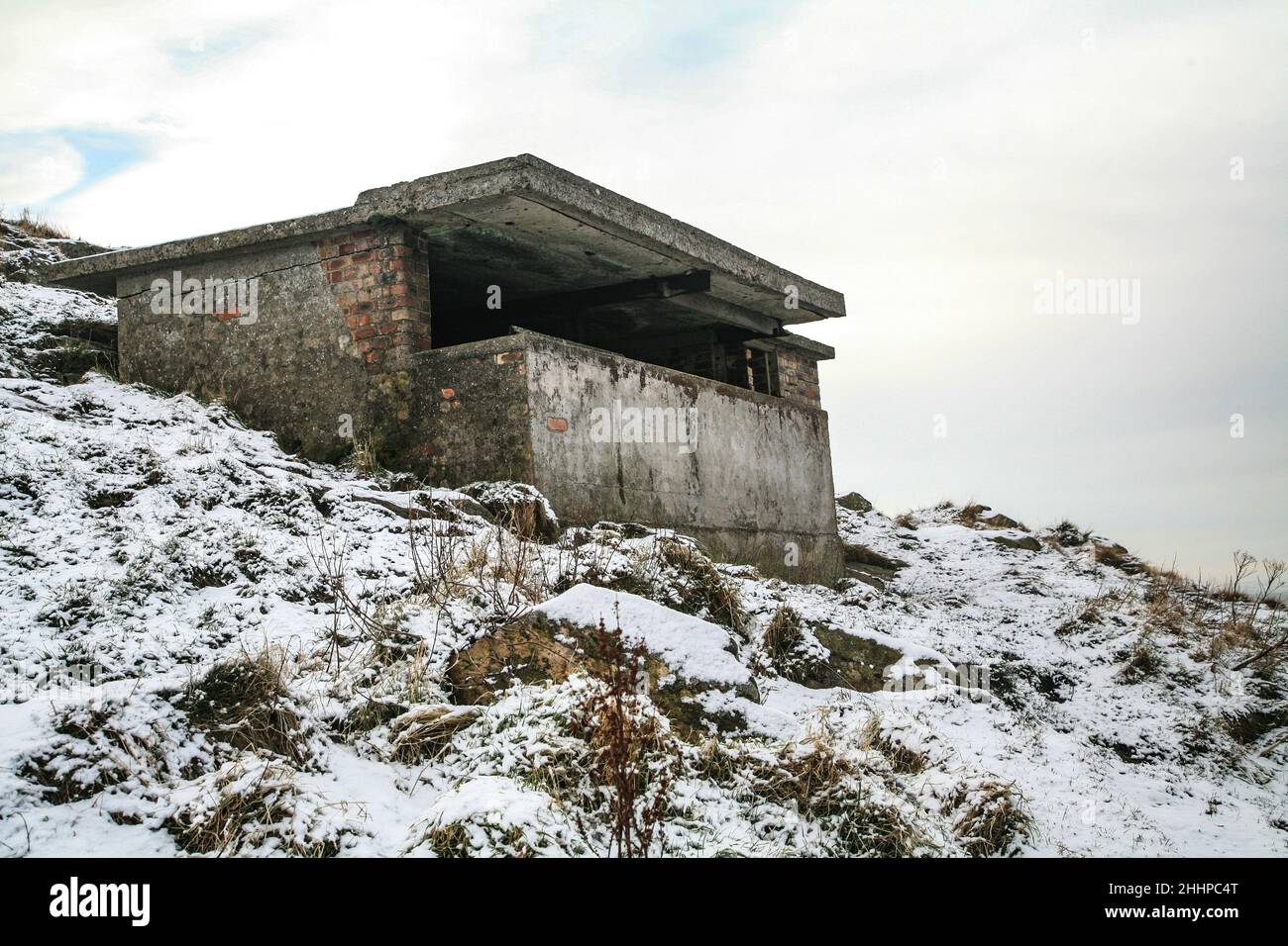 North Berwick Law, manchmal auch als Berwick Law abgekürzt, ist ein kegelförmiger Hügel, der sich auffällig aus der umliegenden Landschaft erhebt. Stockfoto