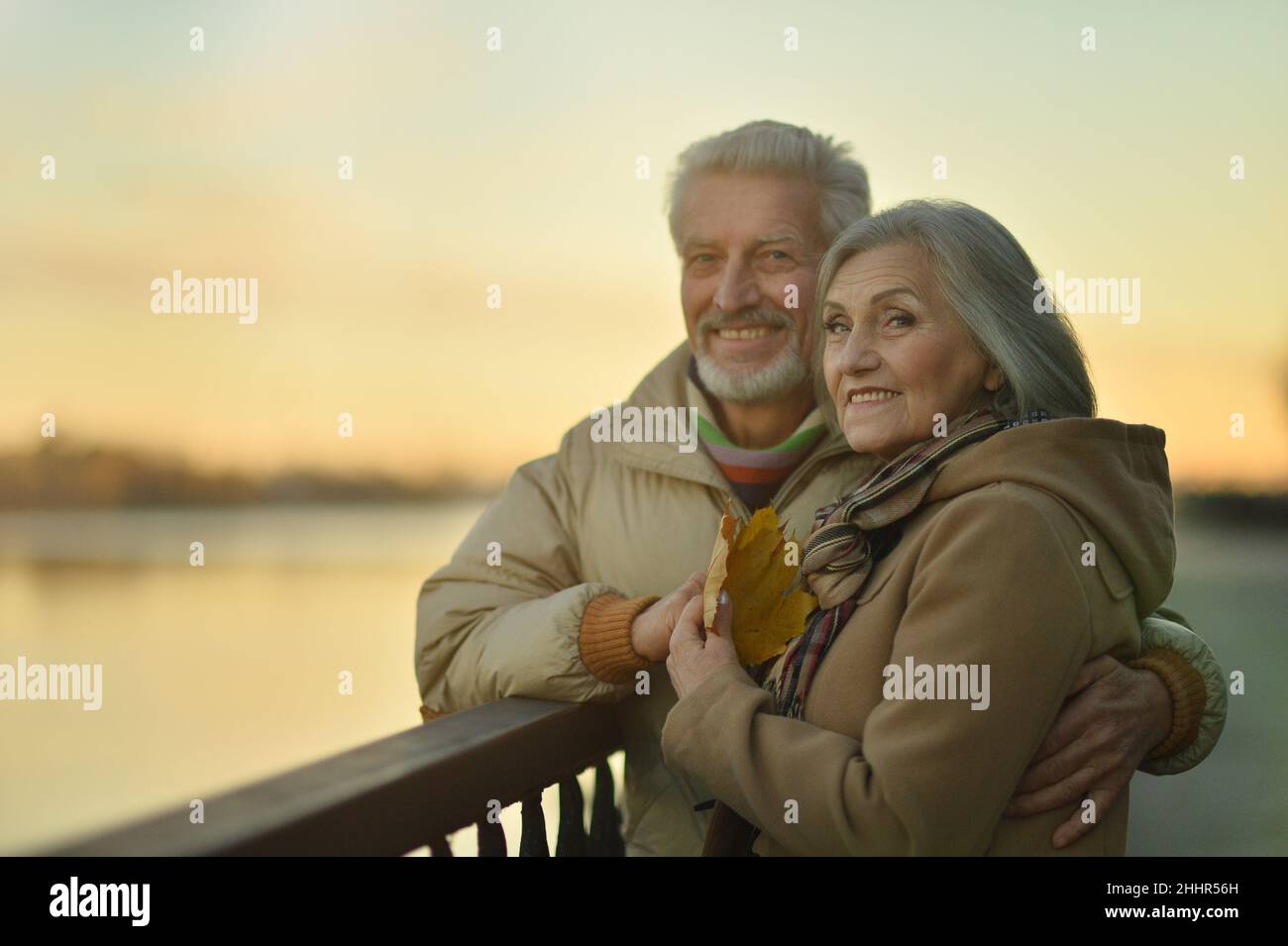 Porträt einer wunderschönen kaukasischen senior Paar Stockfoto