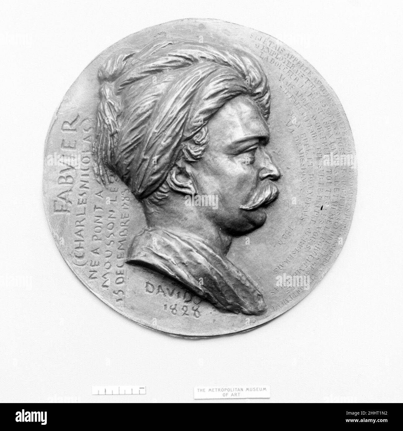 Charles Nicolas Baron Fabvier (1783–1855), französischer Soldat und Freiwilliger im griechischen Unabhängigkeitskrieg 1828 Pierre Jean David d'Angers Französisch Pierre-Jean David d'Angers war der produktivste und einer der wichtigsten französischen Bildhauer der ersten Hälfte des 19. Jahrhunderts. Während seiner fast fünfzigjährigen Karriere (1819–1856) blieb David seiner Überzeugung treu, dass skulpturale Denkmäler, die den Leistungen großer Männer und Frauen gewidmet sind, die Größe eines Volkes am dauerhaftesten und lebhaftesten zum Ausdruck bringen. Er suchte kontinuierlich Aufträge für Denkmäler, die historische und zeitgenössische Darstellungen darstellen Stockfoto