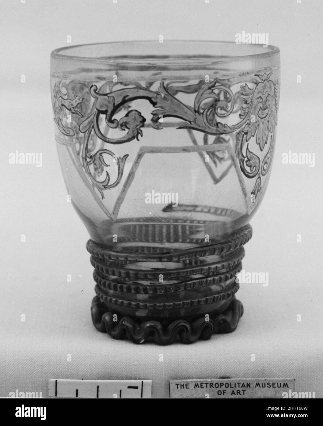 Kelch (Römer) 19th. Jahrhundert möglicherweise deutsch. Kelch (Römer). Möglicherweise deutsch. 19th Jahrhundert. Glas. Glas Stockfoto
