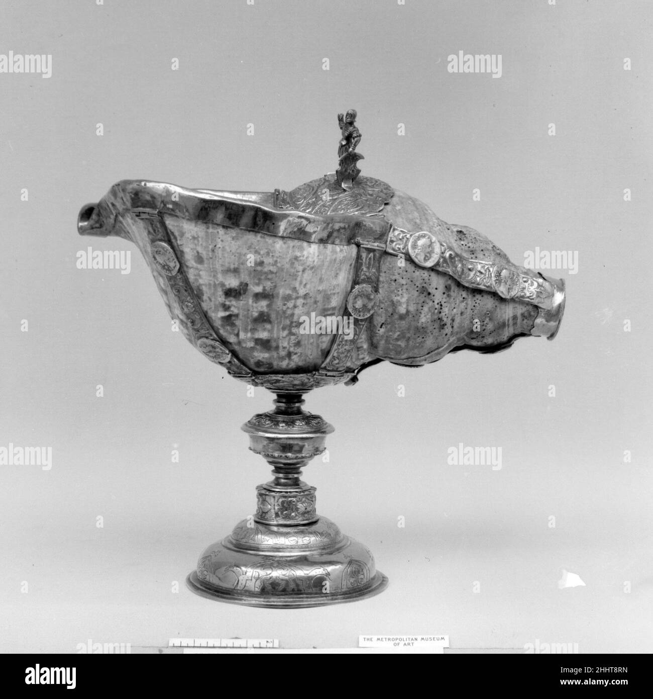 Cup 16th Jahrhundert Deutsch. Becher. Deutsch. 16th Jahrhundert. Schale, vergoldet. Metallarbeiten-Silber In Kombination Stockfoto