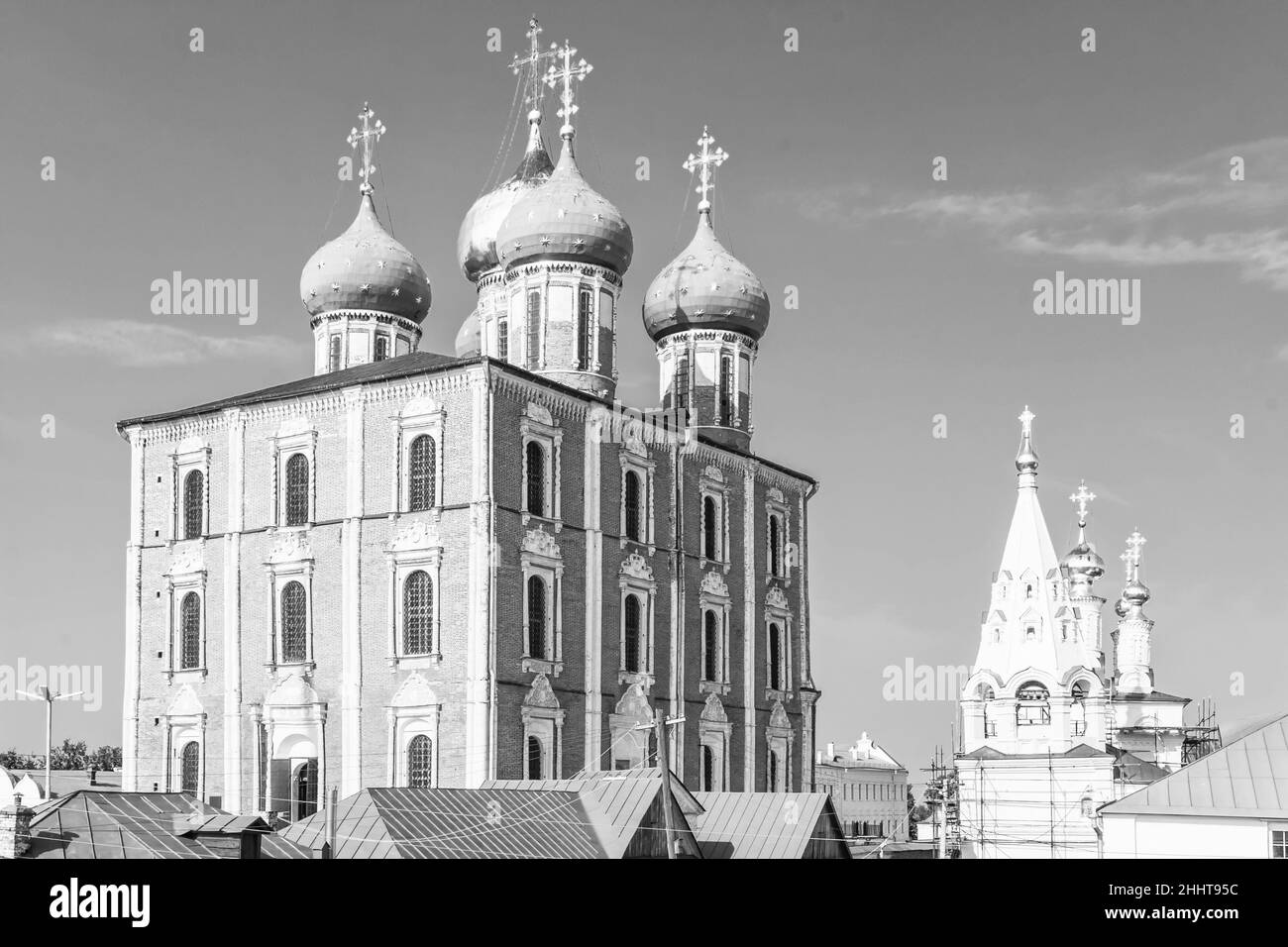 Die Kathedrale von Dormition und die Kirche der Epiphanei des Rjasanischen Kremls Stockfoto