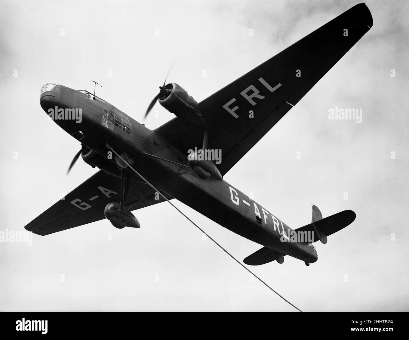 G-AFRL Handley Page H.P. 54 Harrow of Flight Betanking Ltd Hier gesehen während einer Demonstration der Bordbetankung am 28th. Juli 1939 Stockfoto