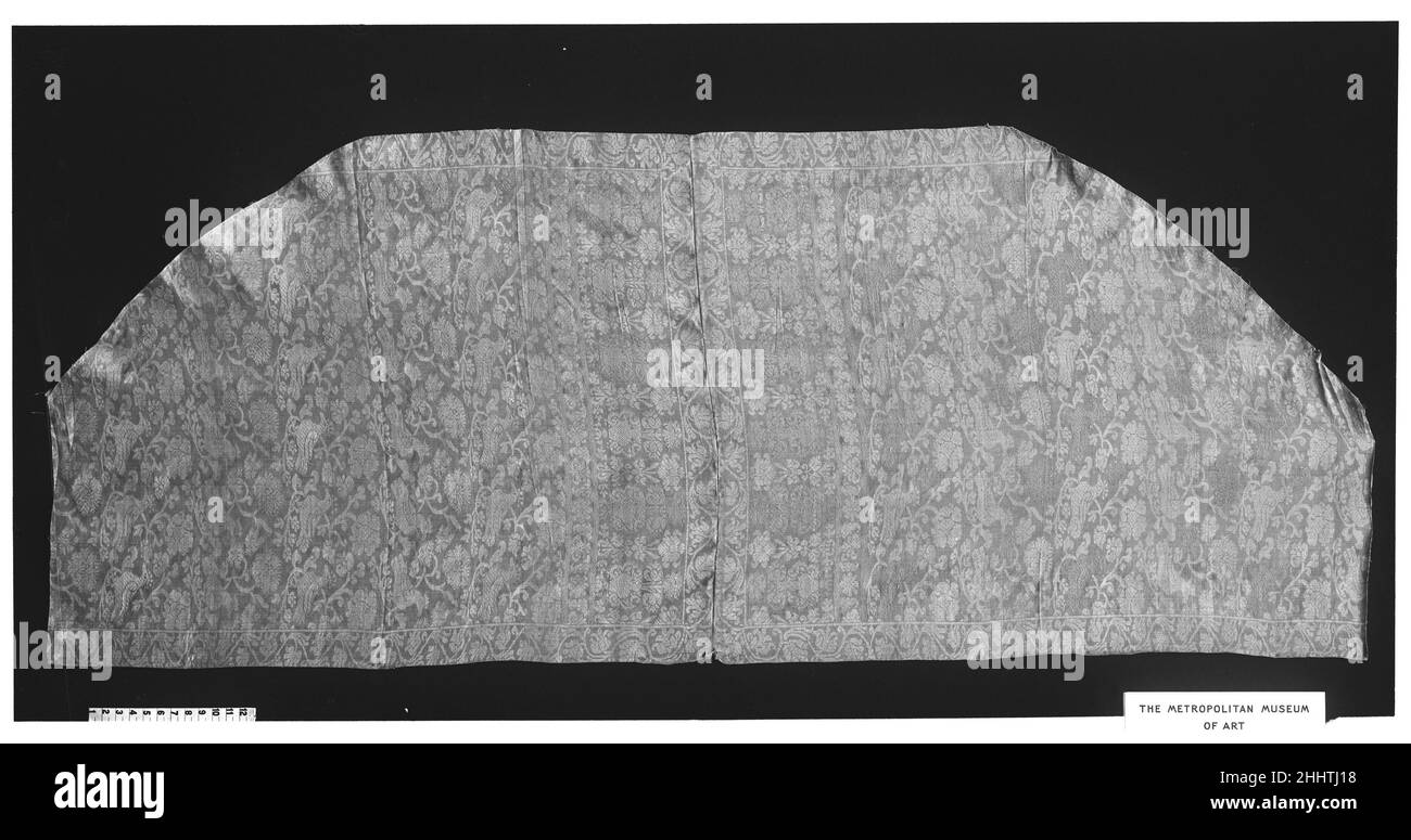 Stück ca. 1700 (?) Spanisch oder Portugiesisch. Stück. Spanisch oder Portugiesisch. Ca. 1700 (?). Seide und Metallfaden. Textilien – Woven Stockfoto