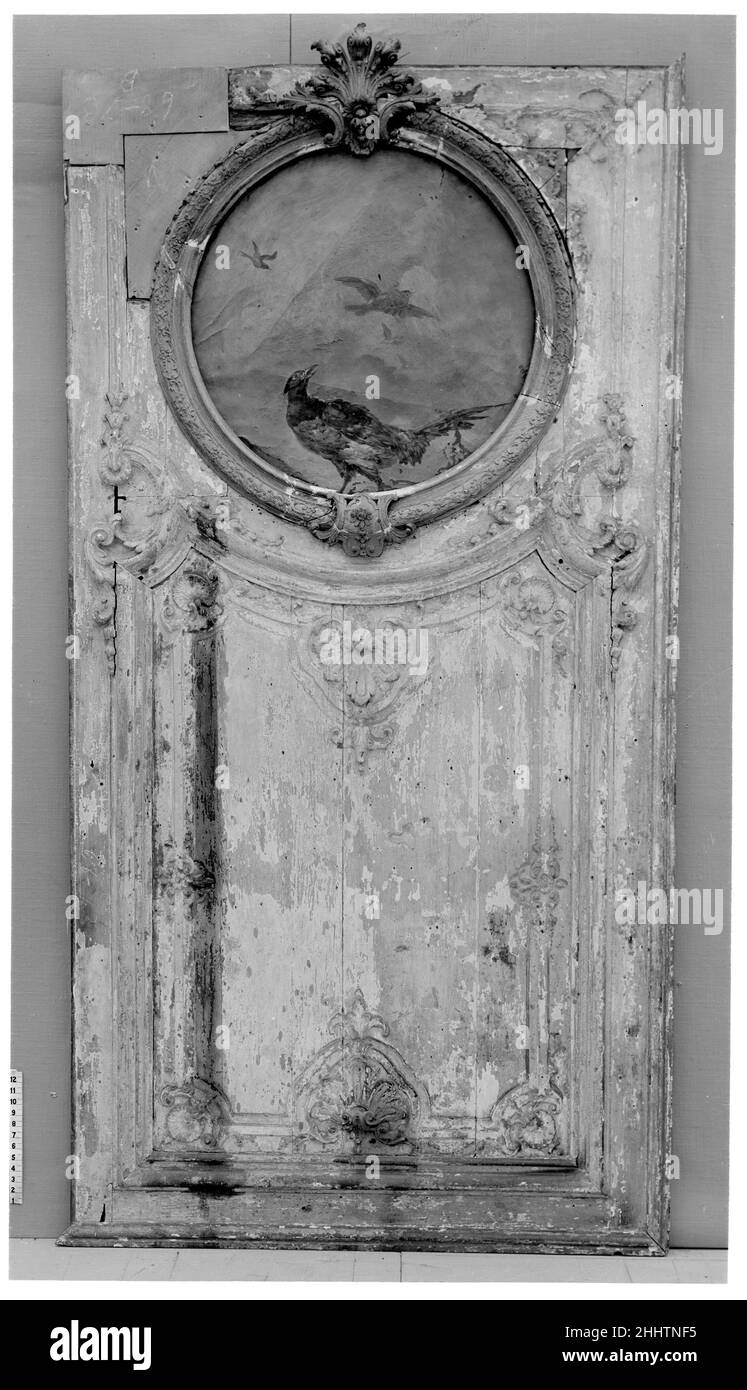 Wandpaneel (Teil eines Sets) erstes Viertel 18th Jahrhundert Französisch. Wandpaneel (Teil eines Sets). Französisch. Erstes Viertel 18th Jahrhundert. Geschnitzte Eiche, teilweise bemalt. Holzarbeiten Stockfoto