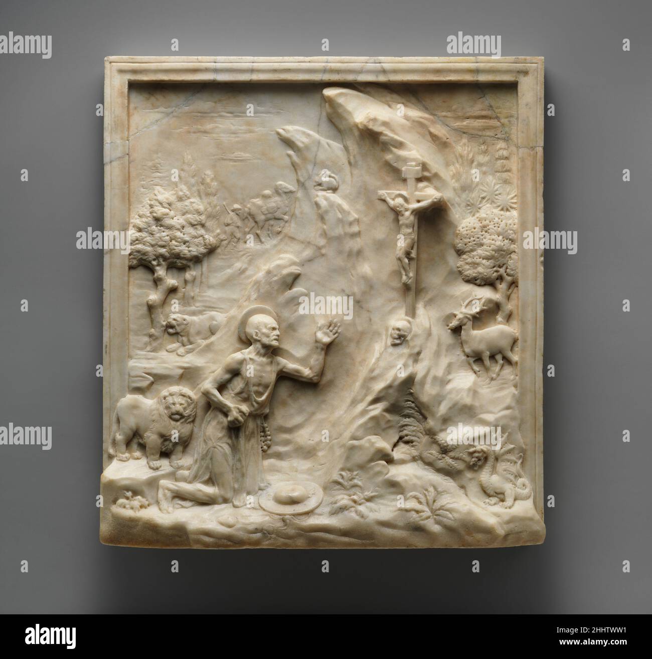 Heiliger Hieronymus in der Wildnis Ca. 1470 wahrscheinlich von Antonio Rossellino Italienisch der Metropolit zeigt in seinen Galerien eine wichtige Gruppe von quattrocento Reliefs der Madonna mit Kind von solchen italienischen Renaissance-Meistern wie Antonio Rossellino (siehe gem 14.40.675) und Benedetto da Maiano (siehe gem L 41.190.137, S. Bis der heilige Hieronymus in der Wildnis jedoch in die Sammlung aufgenommen wurde, hatte das Museum kein Beispiel für ein klassisches narratives Relief. Seit 1424, als Lorenzo Ghibertis erstes bronzefarbenes Türenset für das Baptistery eingerichtet wurde, waren narrative Reliefs von großer Bedeutung Stockfoto