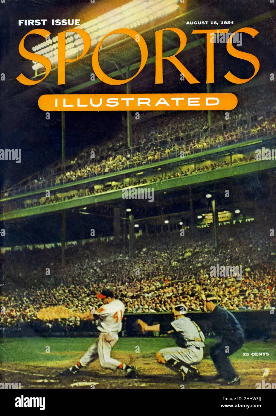 Die Premiere des Sports Illustrated Magazine vom August 1954 verkaufte sich für 25 Cent und enthielt bedruckte Blätter mit 1954 Topps Baseballkarten. Stockfoto