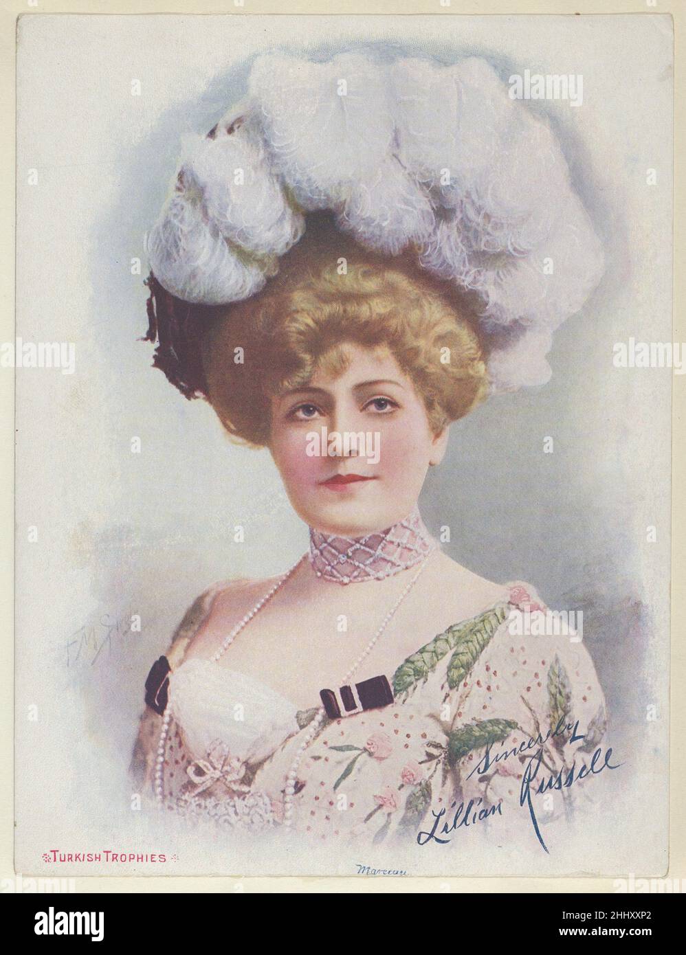 Lillian Russell, from the Actresses series (T1), Distributed by the American Tobacco Co. To promote Turkish Trophies Cigarettes 1900 Reproduktion eines Gemäldes von Frederick Moladore Spiegle Trade cards from the 'Actresses' series (T1), published in 1900 by the American Tobacco Company to promote Turkish Trophy Cigarettes. Fünfundzwanzig Kartensatz, reproduziert von Originalgemälden des Künstlers F.M. Spiegle... Lillian Russell, aus der Schauspielereihe (T1), die von der American Tobacco Co. Vertrieben wird, um die türkischen Trophäen-Zigaretten zu fördern 422885 Stockfoto