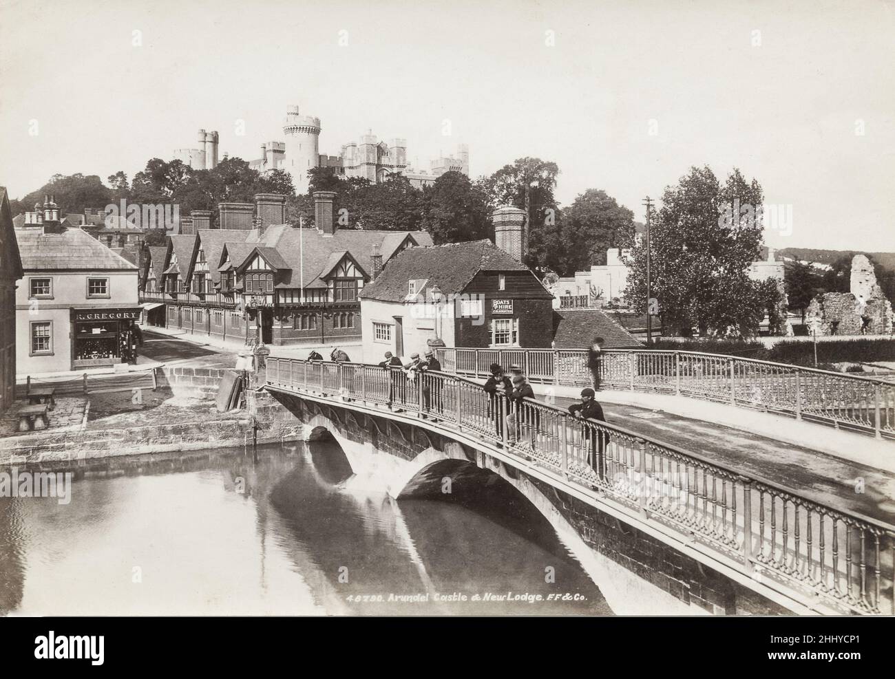 Vintage-Fotografie, Ende 19th, Anfang 20th Jahrhundert, Ansicht von Arundel Castle und New Lodge, Arundel, West Sussex Stockfoto