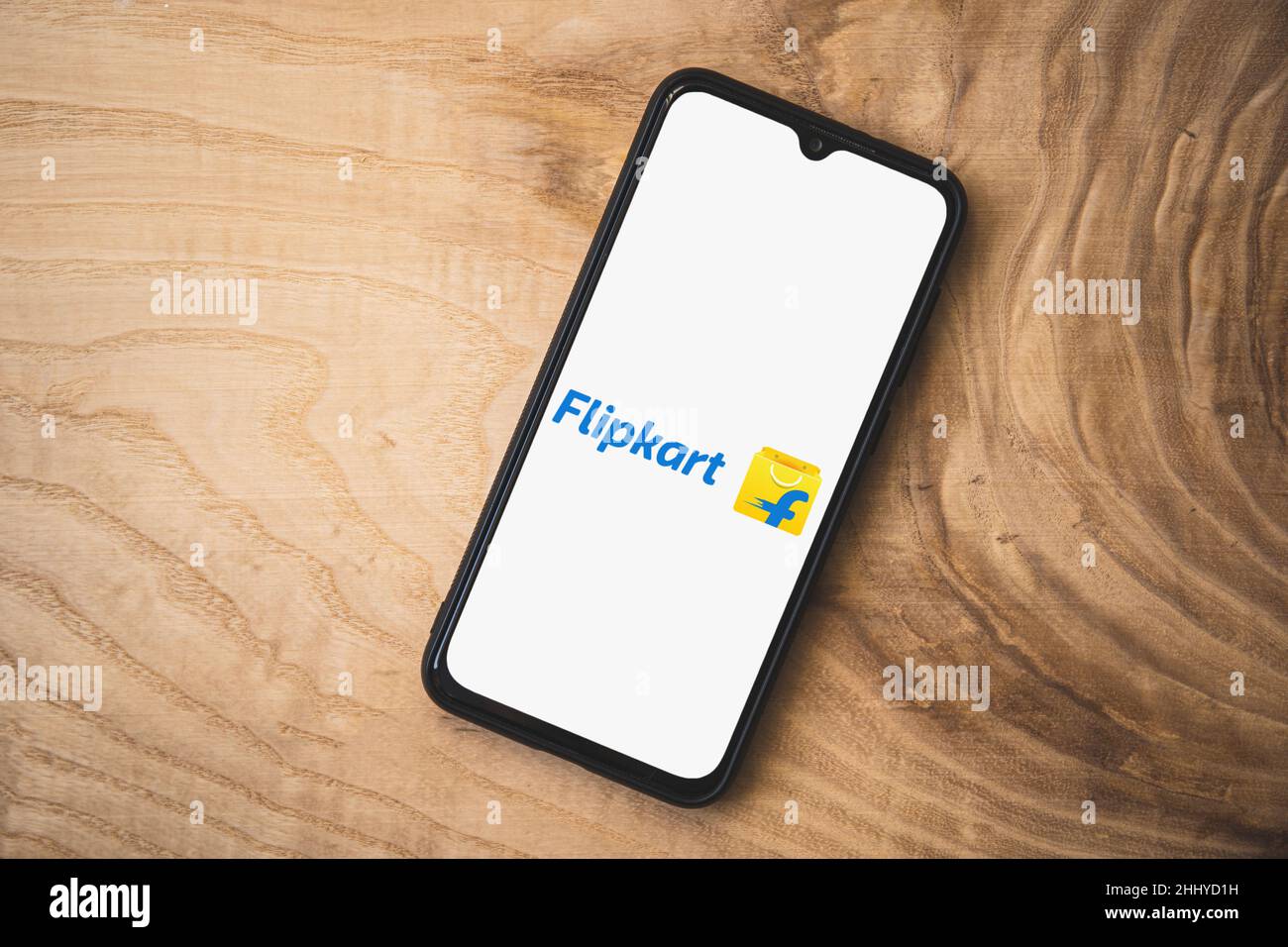 Flipkart-Anwendung auf dem Smartphone. Aufnahme aus dem oberen Winkel. Flipkart ist ein indisches E-Commerce-Unternehmen Stockfoto