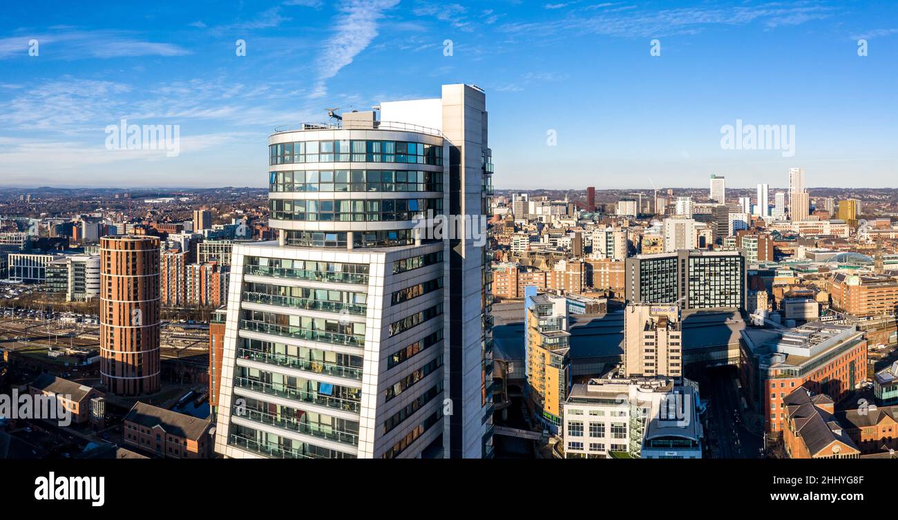 Luftaufnahme des Wolkenkratzers Bridgewater Place und des Stadtzentrums einer Skyline von Leeds Stockfoto