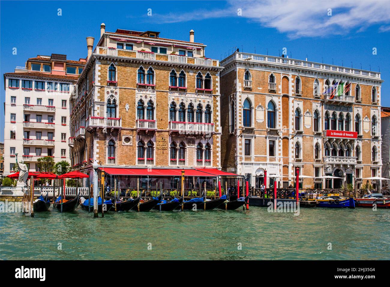 Canal Grande mit etwa 200 aristokratischen Palästen aus dem 15th-19th Jahrhundert. Größte Wasserstraße in Venedig, Lagunenstadt, Venetien, Italien, Venedig, Venetien Stockfoto