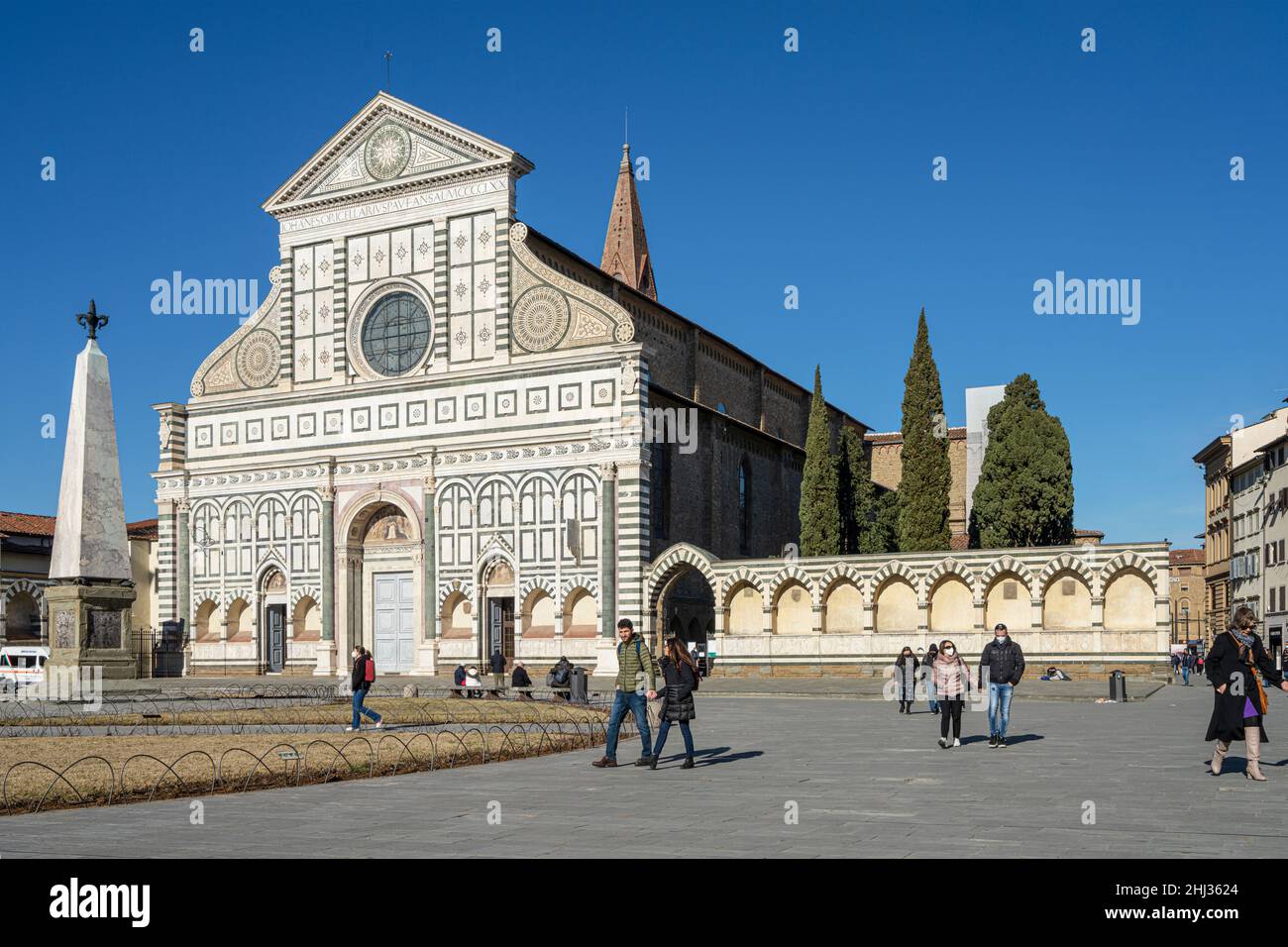 Florenz Italien. Januar 2022. Blick auf die Fassade der Kirche Santa Maria Novella im historischen Zentrum der Stadt Stockfoto