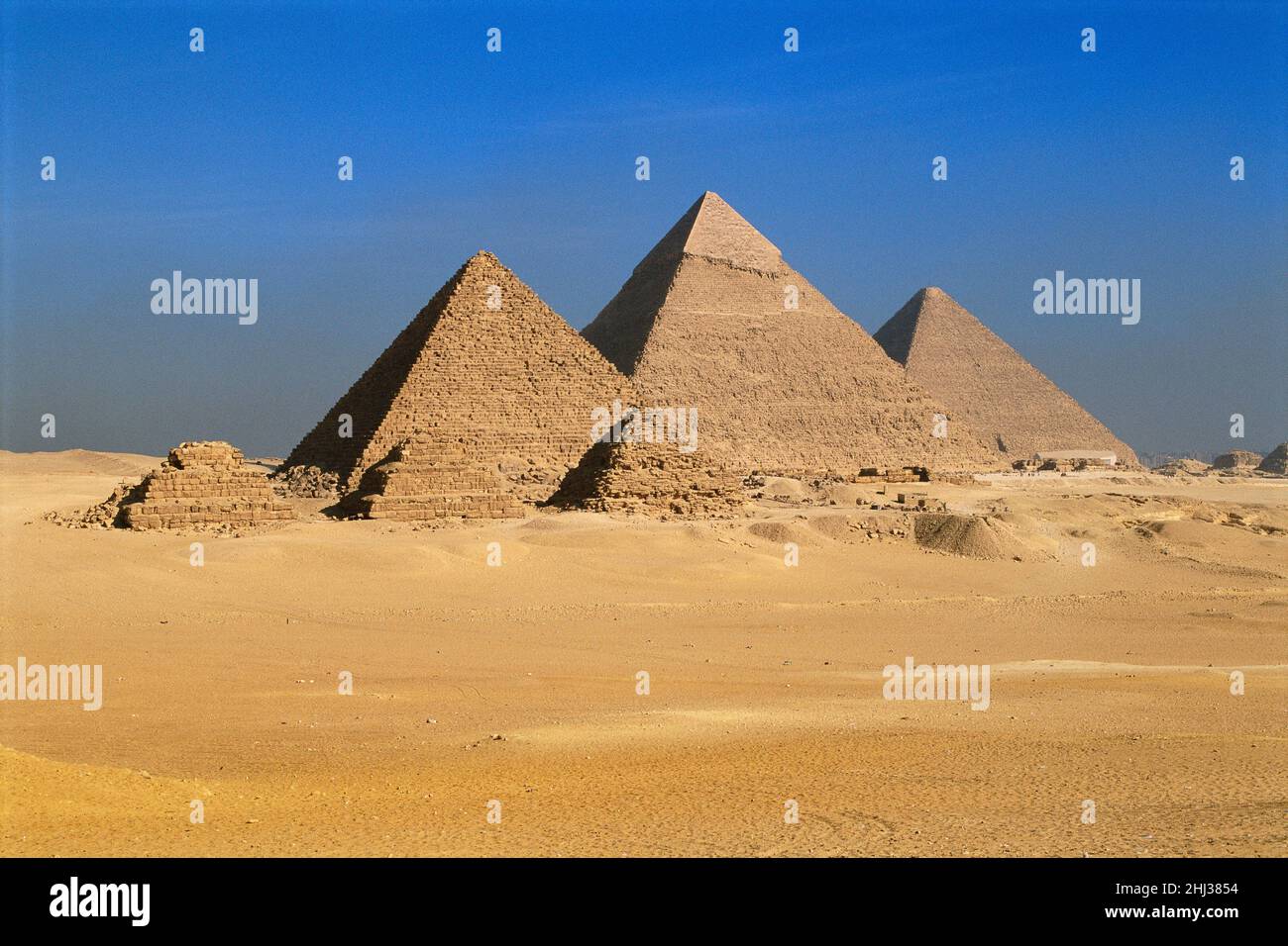 Überblick über den Gizeh Pyramid Complex, Gizeh, Ägypten Stockfoto