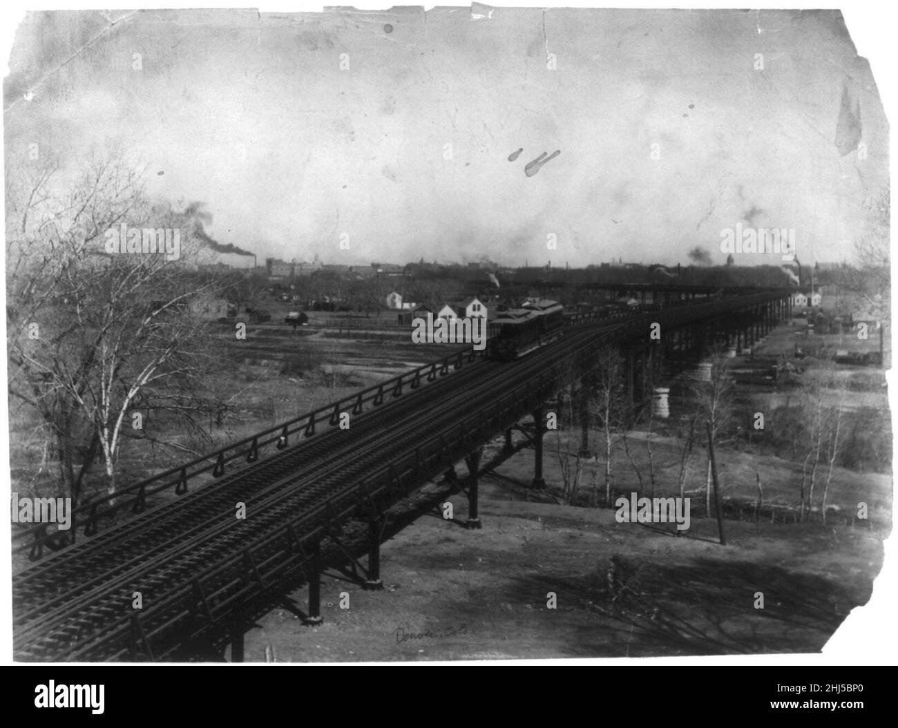 Straße Auto crossing Bridge, Denver, Colorado Stockfoto