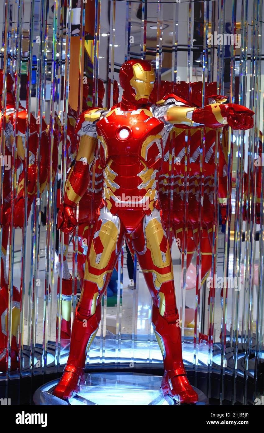Lebensgroßes Modell des Marvel Avenger Iron man MK50 Stockfoto