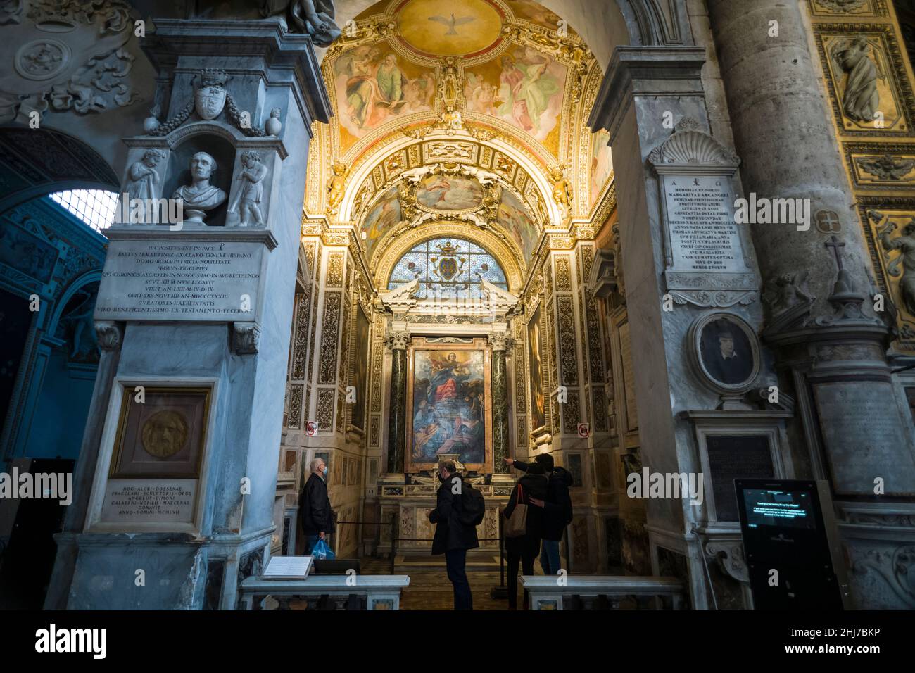 Rom. Italien. Basilica di Santa Maria del Popolo. Die Cerasi-Kapelle (La Cappella Cerasi). Stockfoto