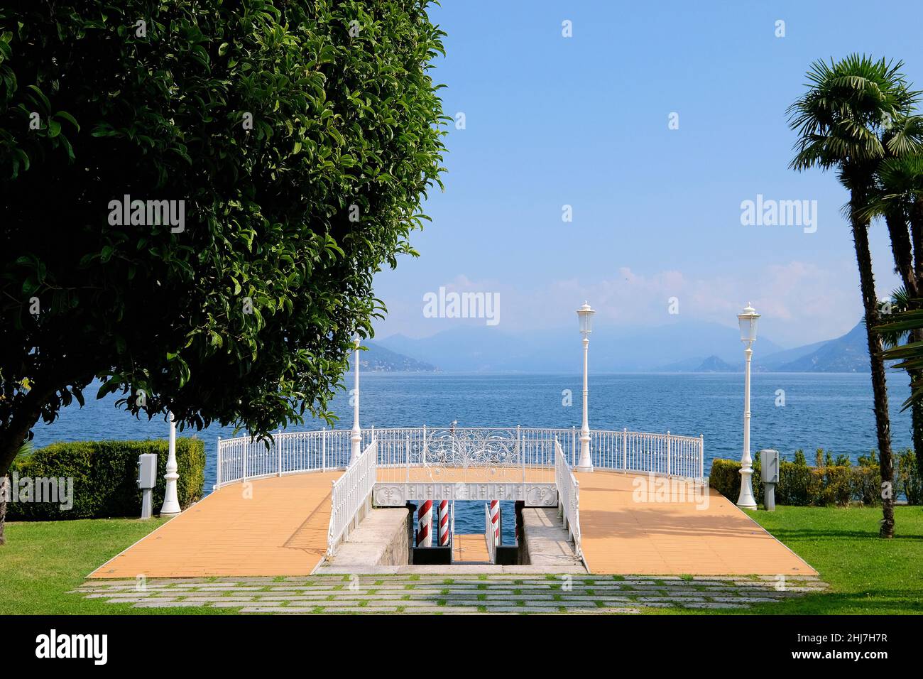 Reisen, Europa, Italien, Piemont; Bootsanleger am Lago Maggiore bei Stresa. Stockfoto