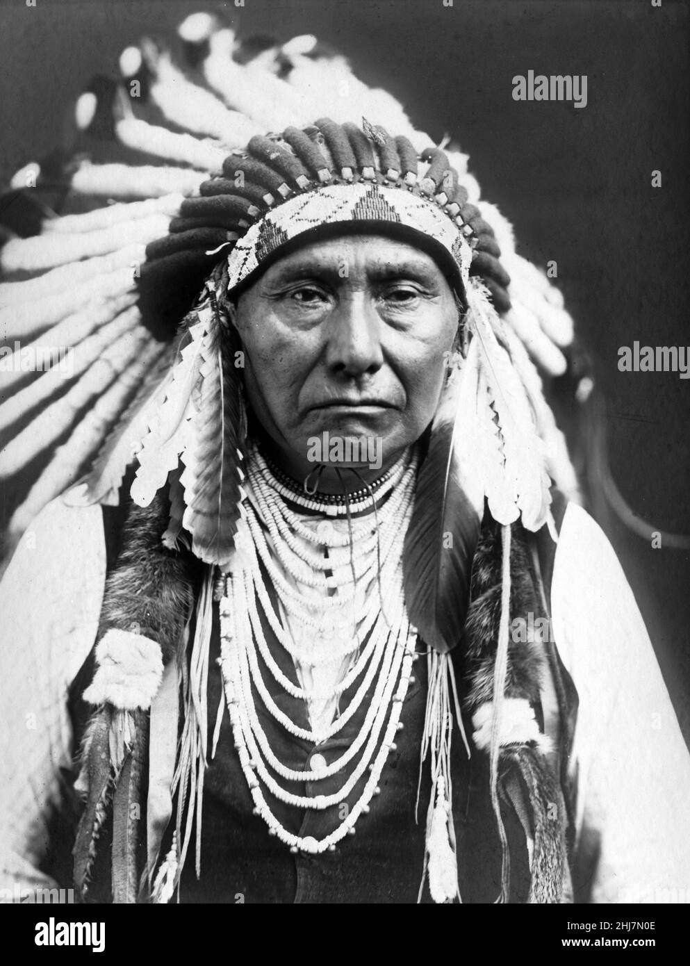 Joseph--Nez Percé - Antike und Vintage-Foto - Native american / Indian / American Indian. Curtis, Edward S., 1868-1952, Fotograf. November 1903. Stockfoto
